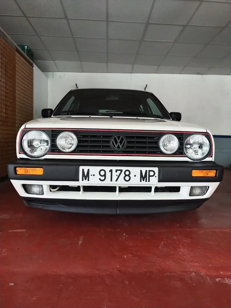 Volkswagen Golf GTI 1.8 A.A. 110 - 1