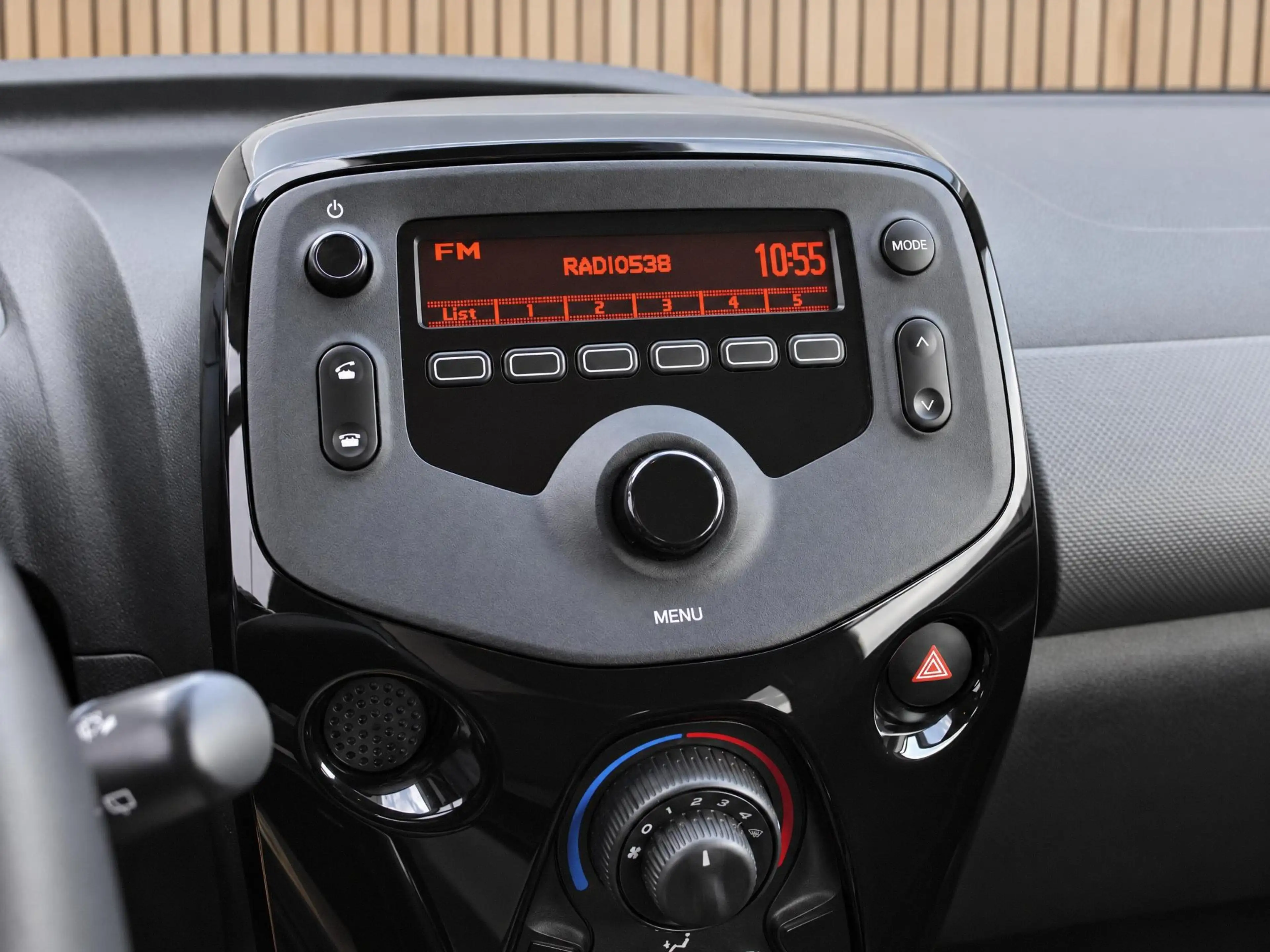 Peugeot 108 1.0 e-VTi Style LAGE KM-STAND — photo 13