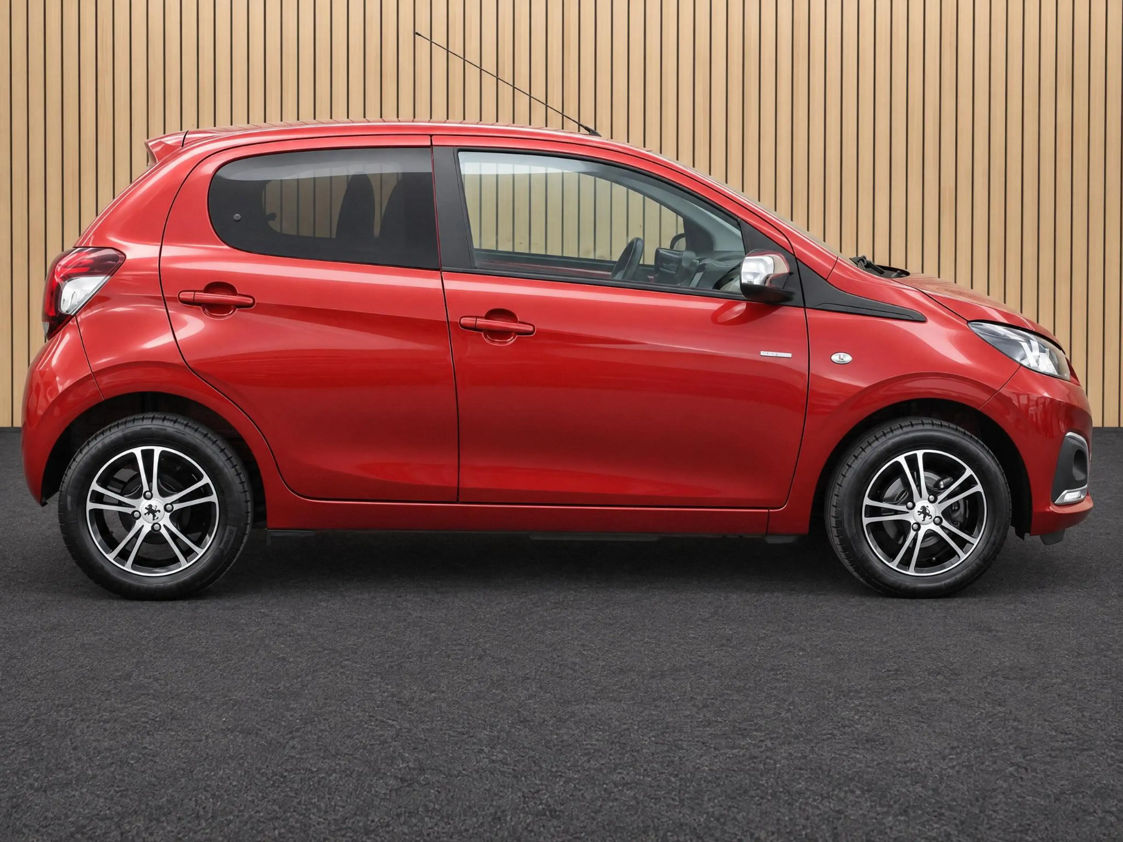Peugeot 108 1.0 e-VTi Style LAGE KM-STAND — photo 6