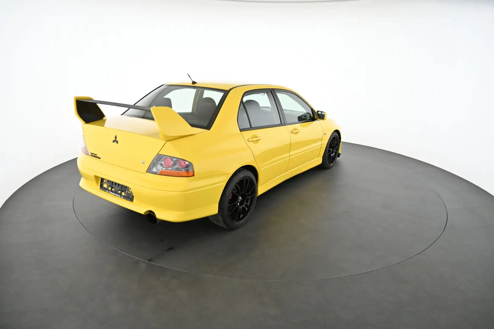 Mitsubishi Lancer Evo VIII EXP € 43.980,- Gelb - 2