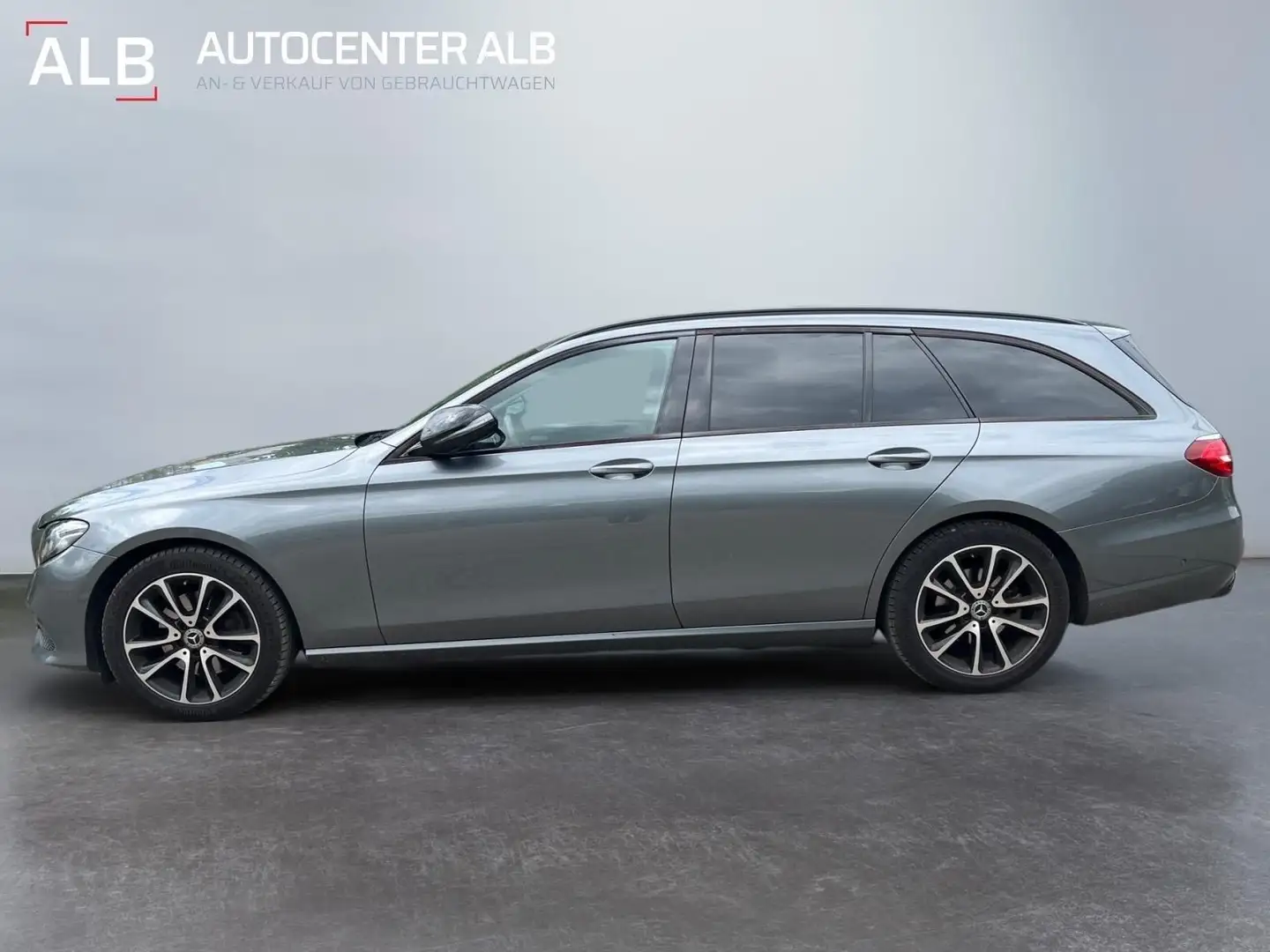 Mercedes-Benz E 220 d T-Modell/NIGHT/LED/360°KAMERA/SPURHALTE/ Grigio - 2