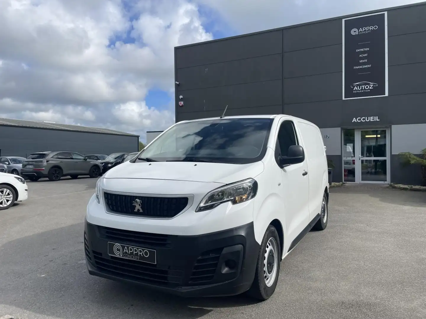 Peugeot Expert Expert 1.6 BlueHDi - 115 S\u0026S  III FOURGON Fou Blanc - 1
