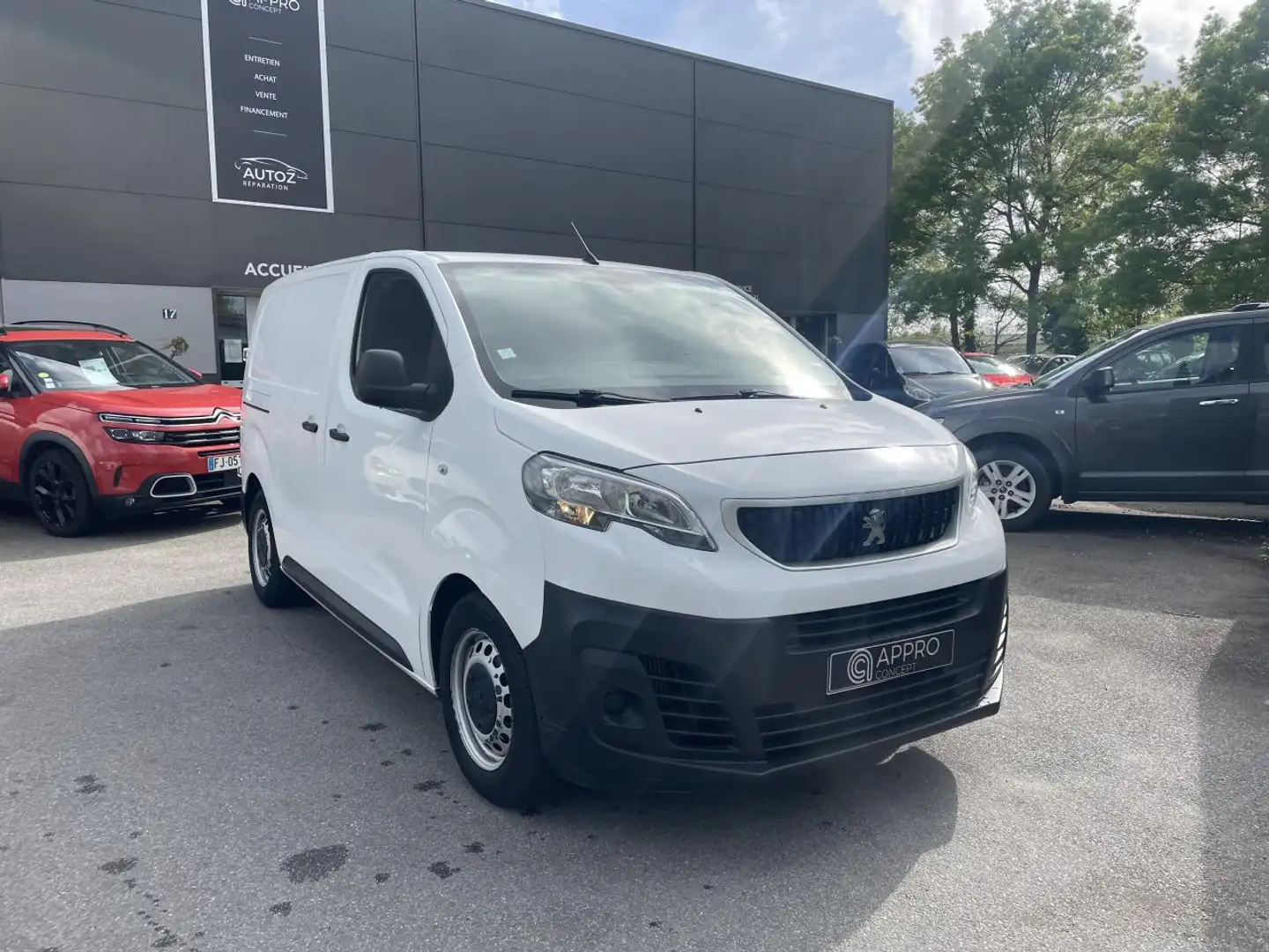 Peugeot Expert Expert 1.6 BlueHDi - 115 S\u0026S  III FOURGON Fou Blanc - 2