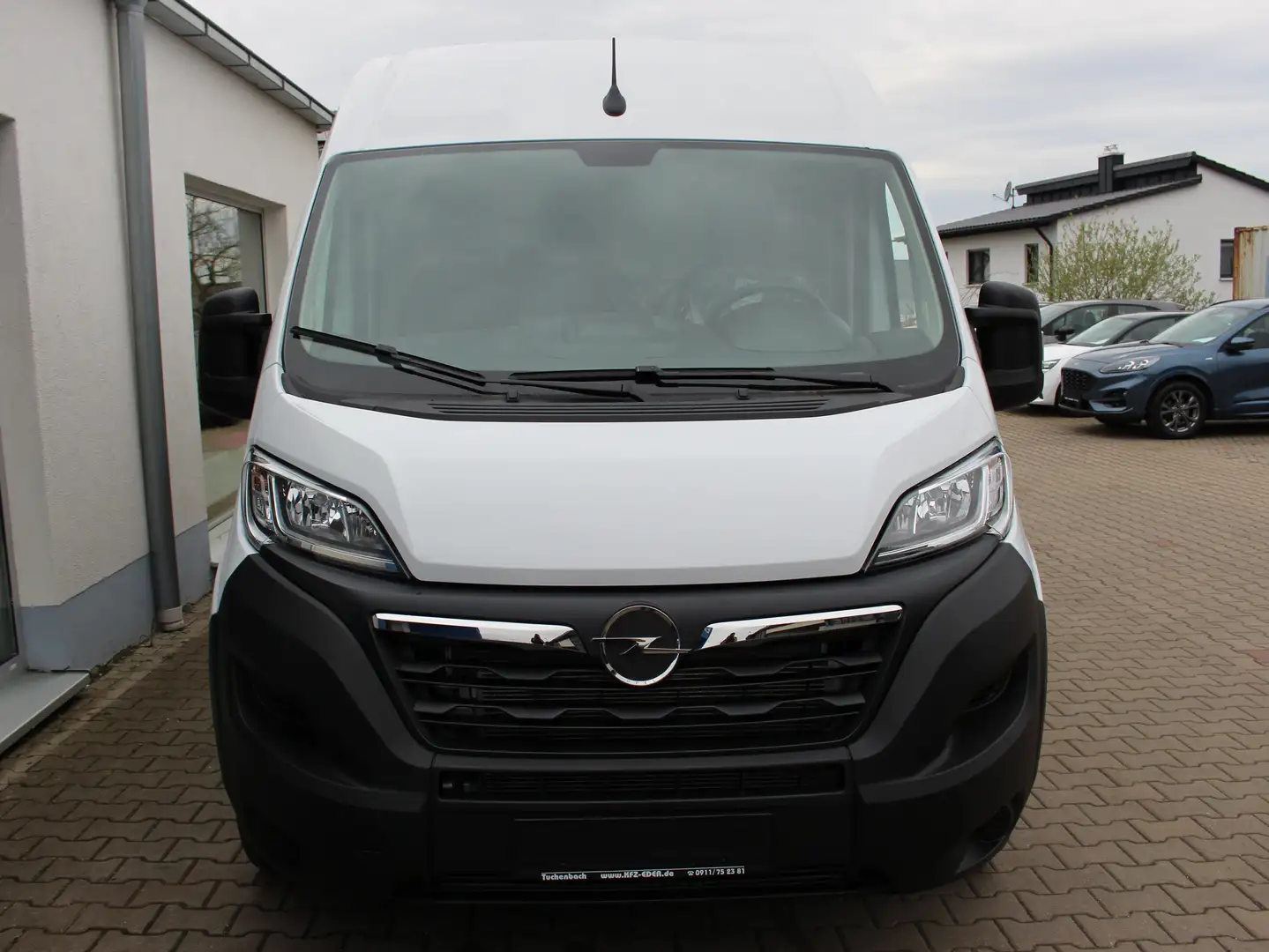 Opel Movano L2H2 3,3t Edition Weiß - 2
