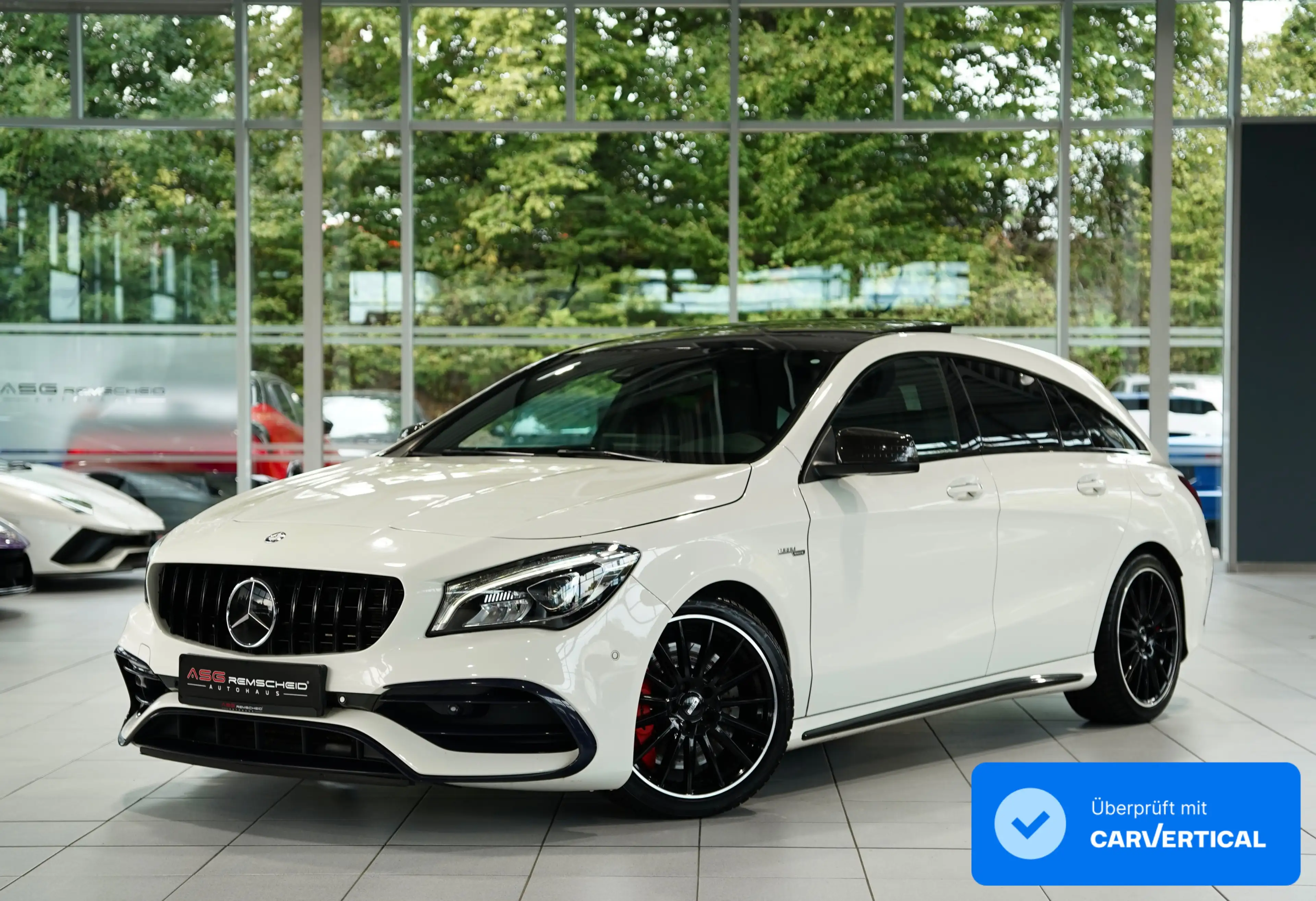Mercedes-Benz CLA 45 AMG Schale *Pano S-Abgas *