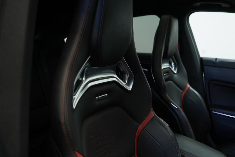 Mercedes-Benz CLA 45 AMG Schale *Pano S-Abgas * — photo 10