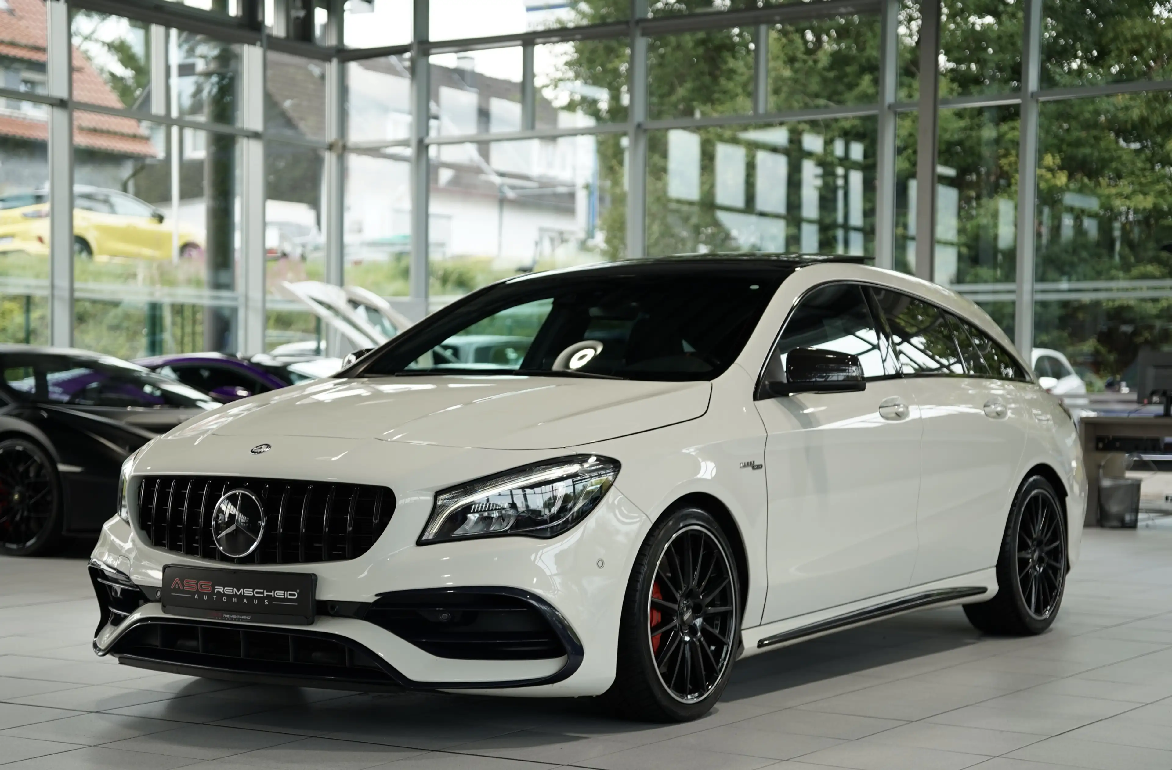 Mercedes-Benz CLA 45 AMG Schale *Pano S-Abgas * — photo 4