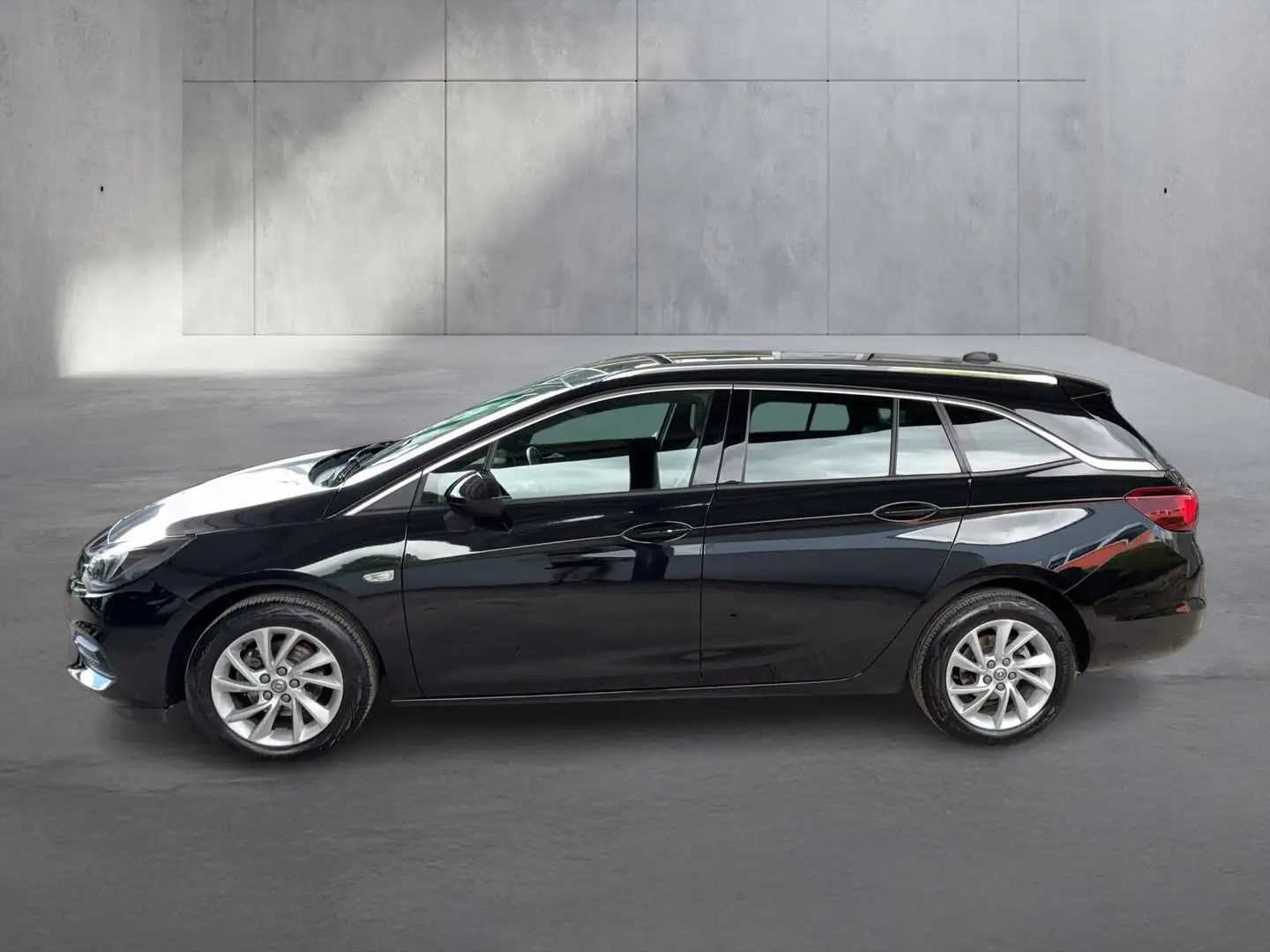 Opel Astra ST 1,5 CDTI Business Elegance Aut. Schwarz - 2
