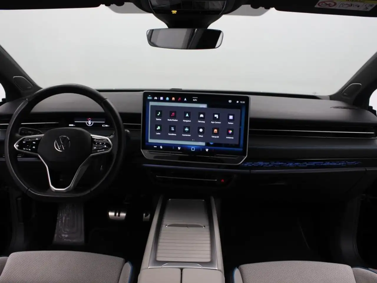 Volkswagen ID.7 PRO 82 kWh +H&K +PANO +360" +DCC +IQ.LIGHT +ACC + 12