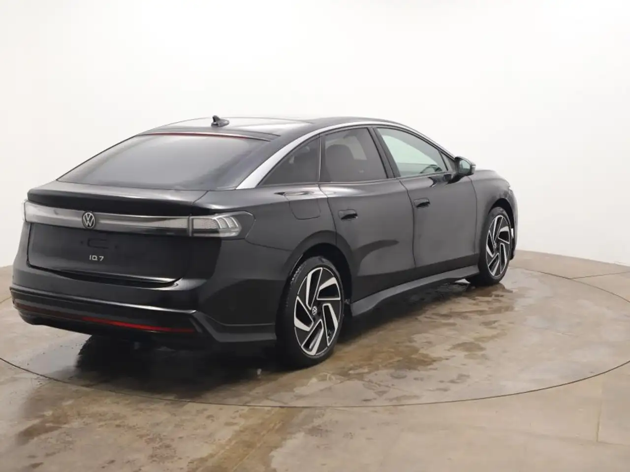 Volkswagen ID.7 PRO 82 kWh +H&K +PANO +360" +DCC +IQ.LIGHT +ACC + 5
