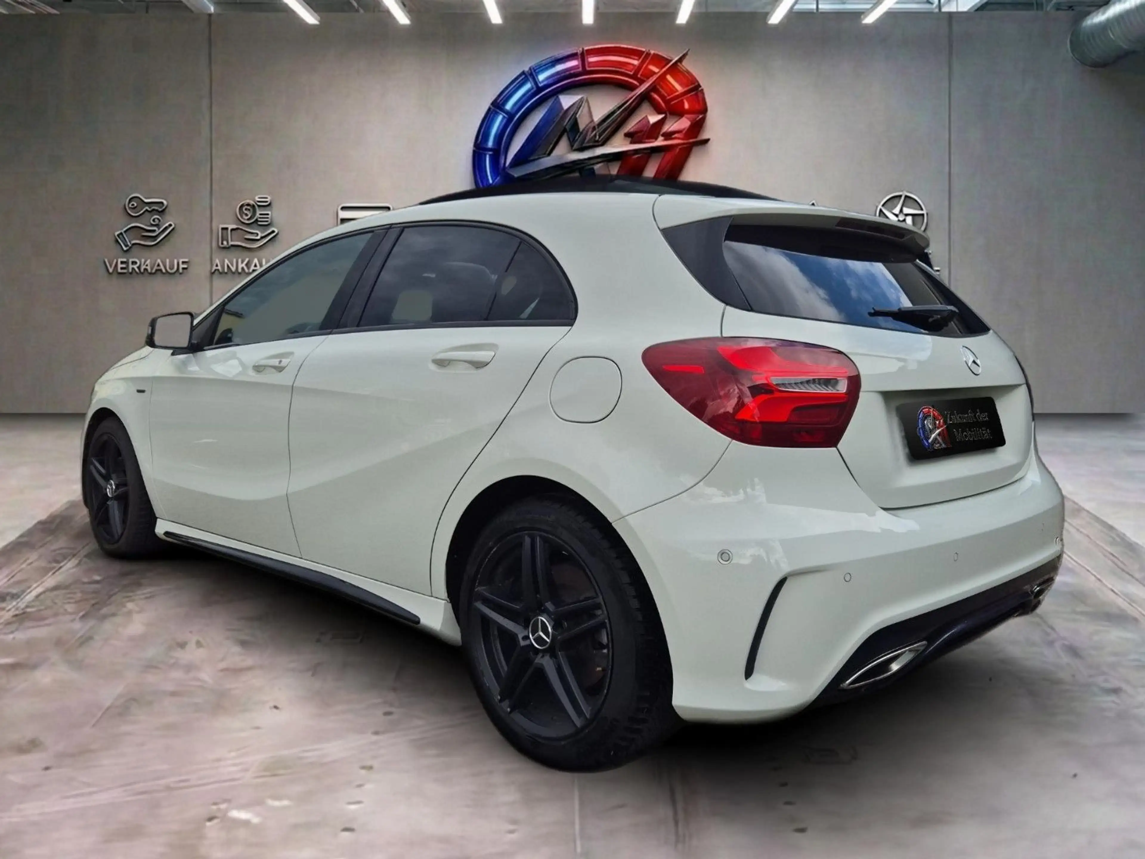 Mercedes-Benz A 220 A220 4MATIC AMG Line DCT Edition/PANO/KAMERA/ — photo 8