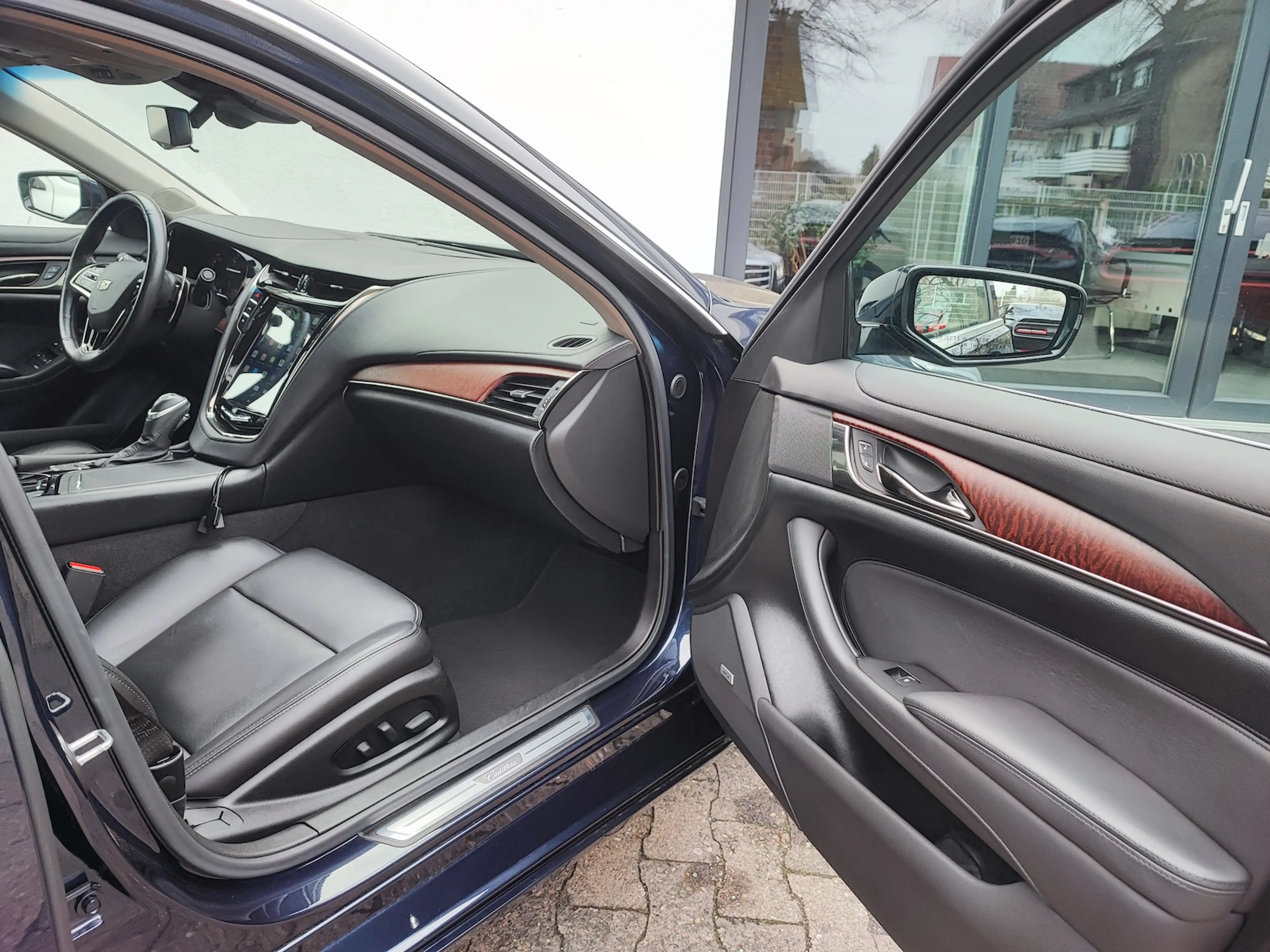 Cadillac CTS 3.6 V6 Premium Luxury|HUD|PANO|360°|LEDER|F1 — photo 9
