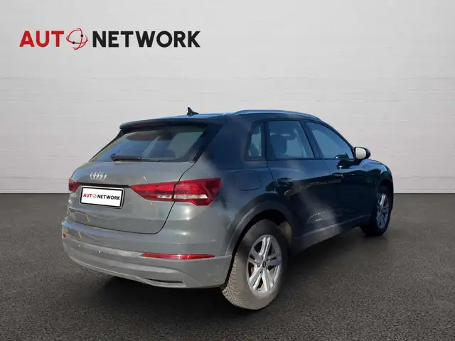 Audi Q3 view 2