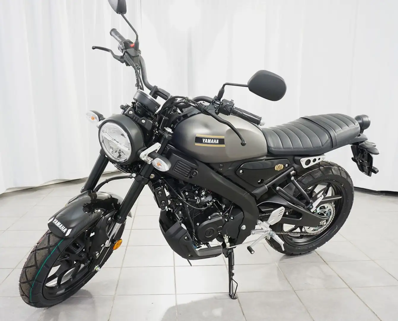 Yamaha XSR 125 ABS 2025 Grau - 1