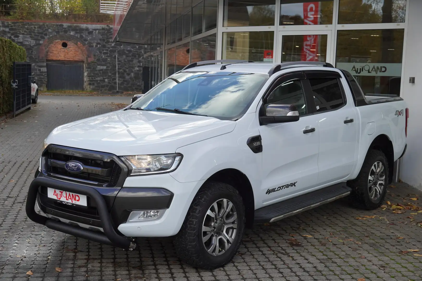 Ford Ranger 3.2 TDCi Wildtrak DoKa 4x4 AHK ACC Navi Blanc - 2