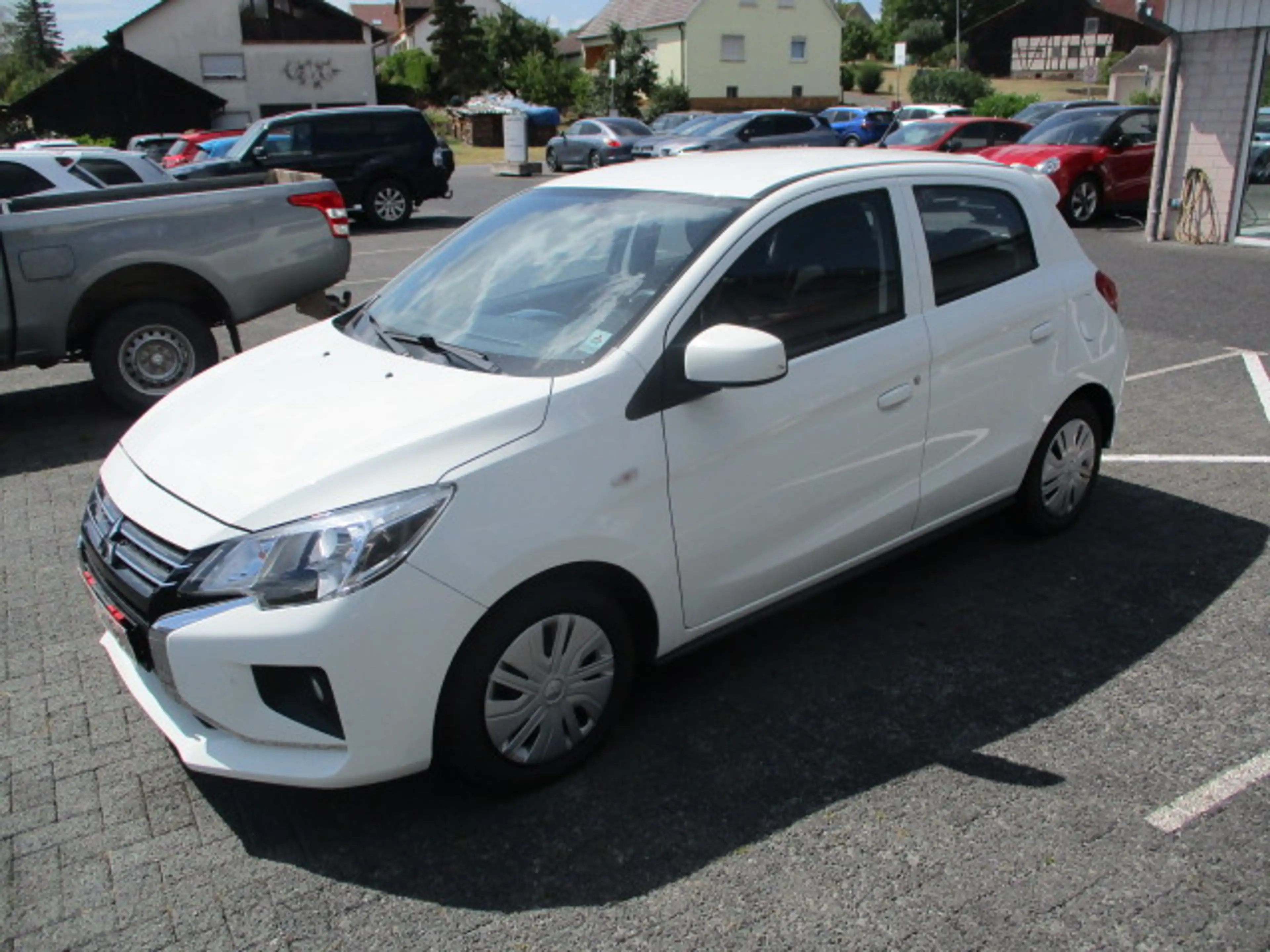 Mitsubishi Space Star Space Star 1.2 Spirit — photo 2