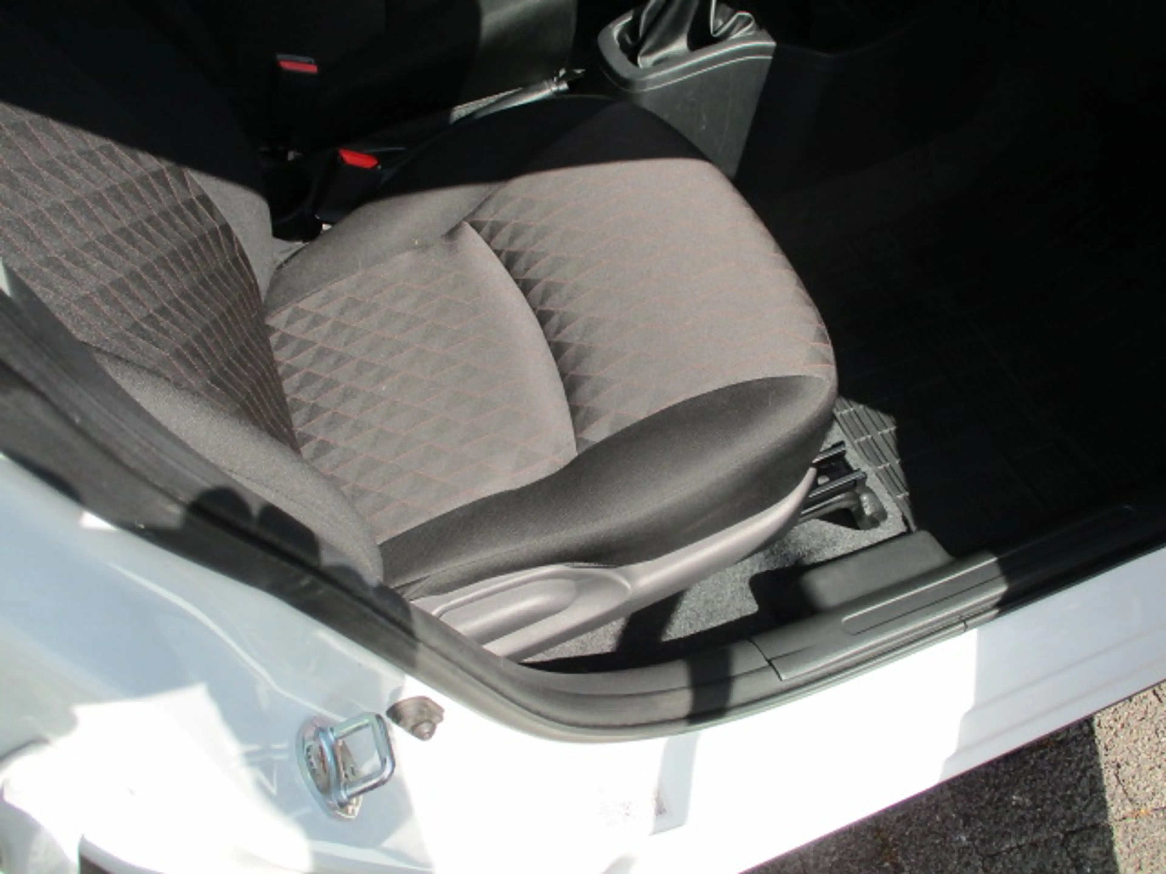 Mitsubishi Space Star Space Star 1.2 Spirit — photo 11