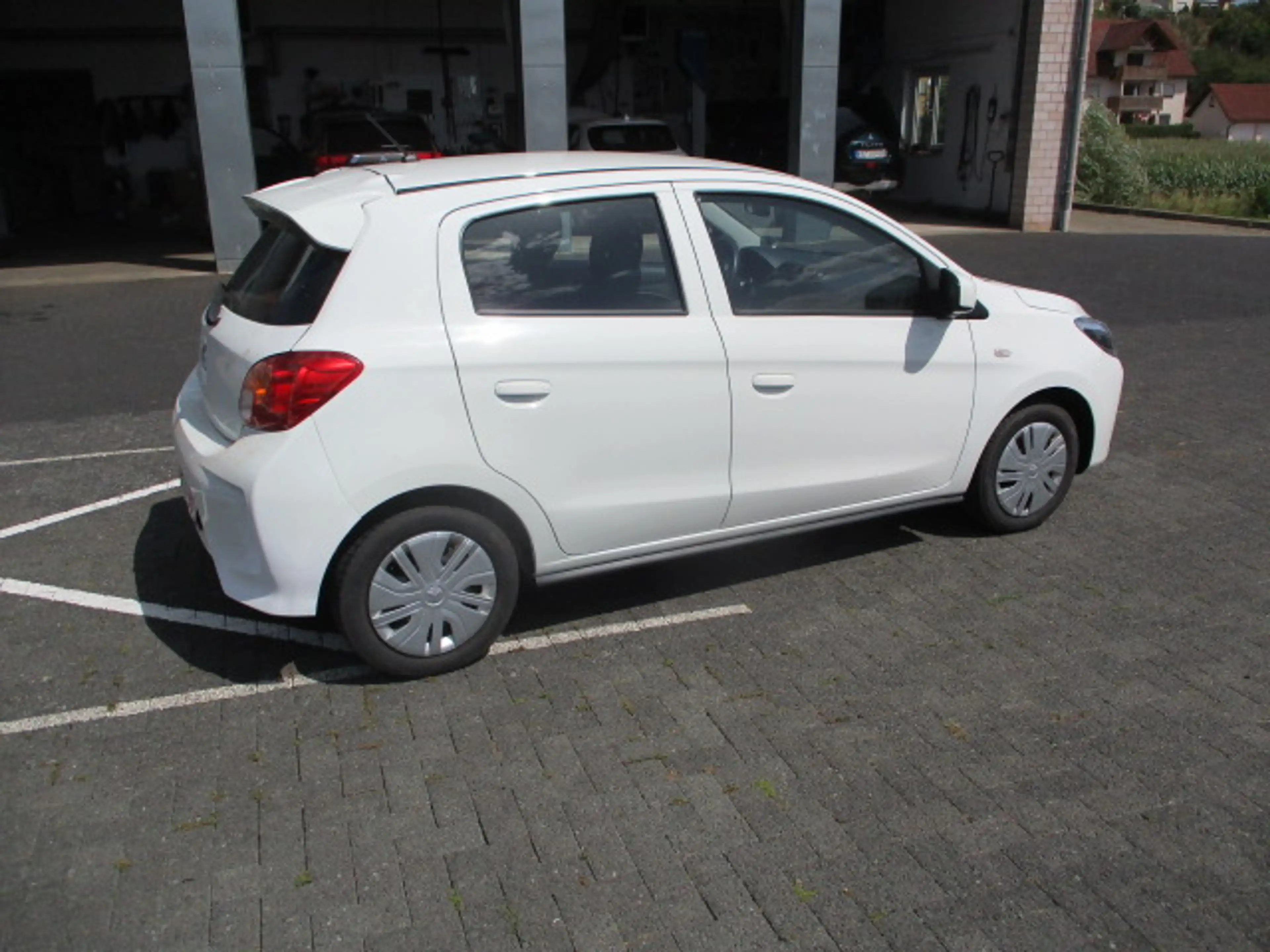 Mitsubishi Space Star Space Star 1.2 Spirit — photo 7