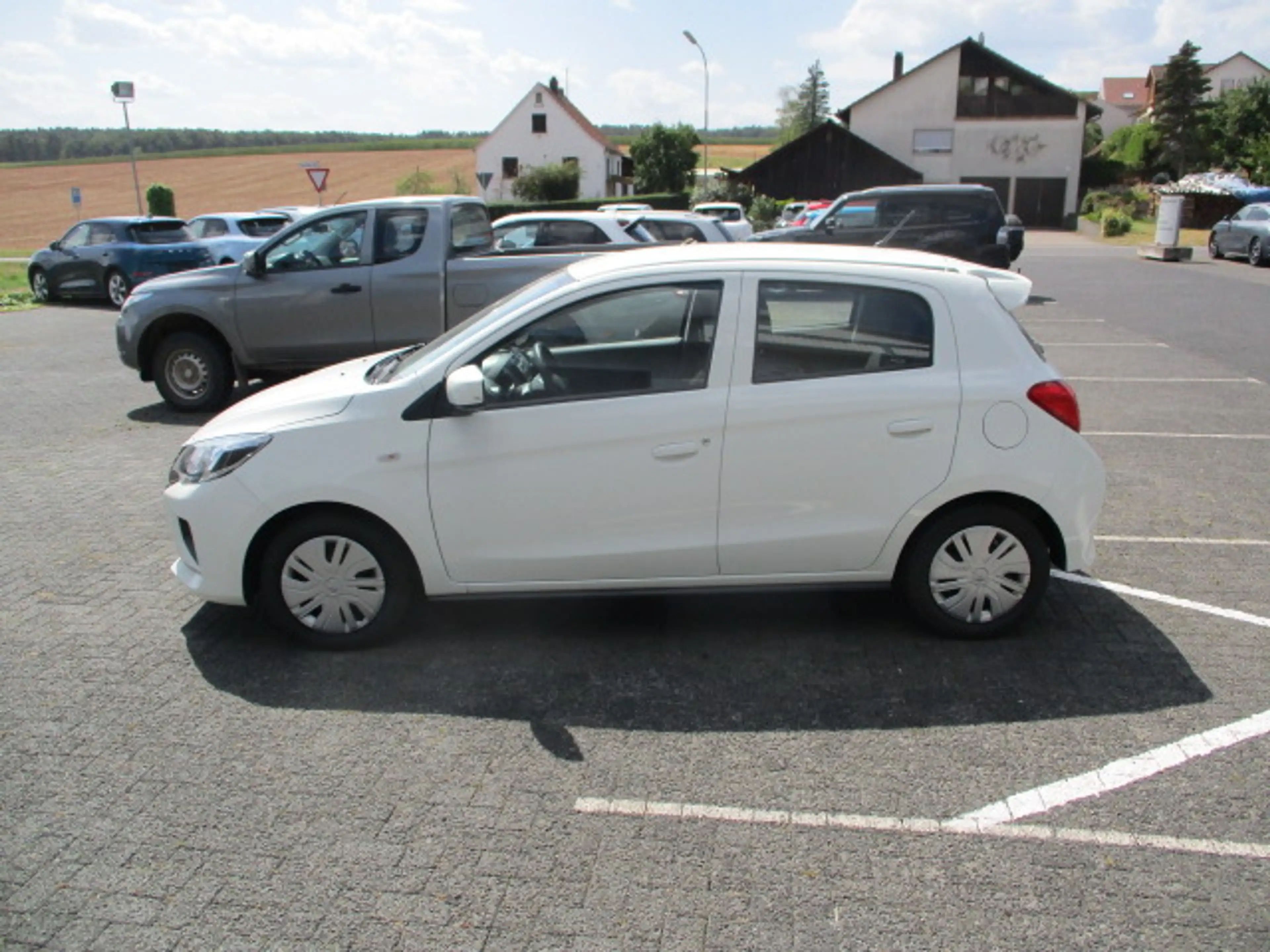 Mitsubishi Space Star Space Star 1.2 Spirit — photo 3