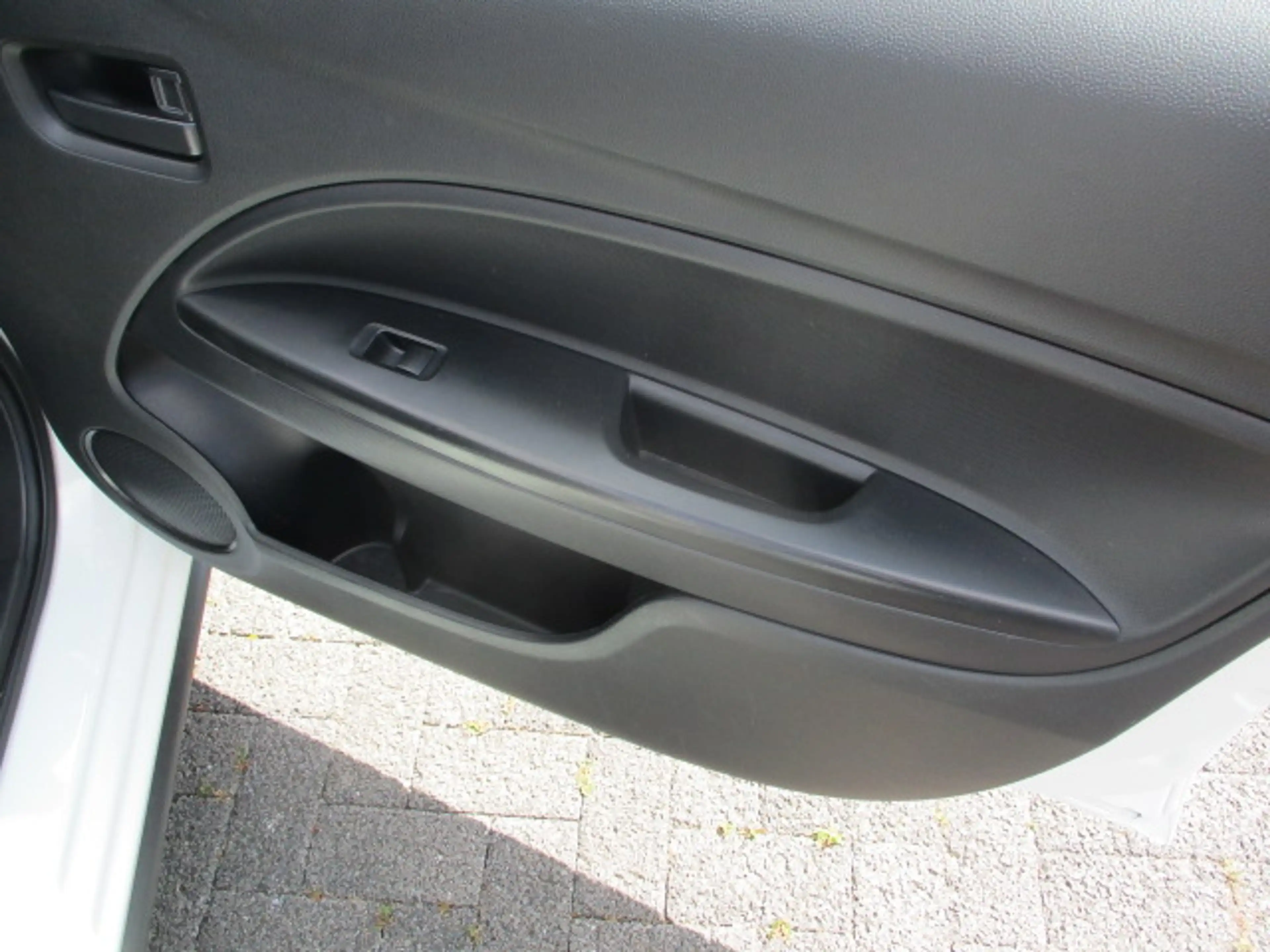 Mitsubishi Space Star Space Star 1.2 Spirit — photo 13