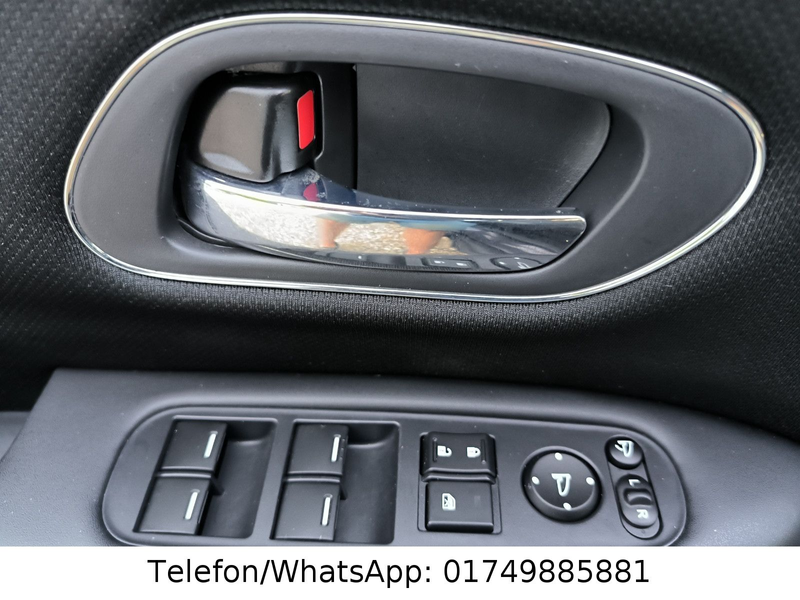 Honda HR-V Executive,Automatik,Panorama,LED,Klima,R-Ka — photo 12