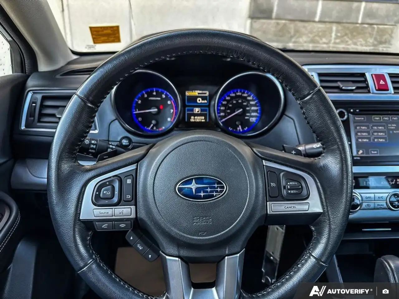 Subaru Legacy снимка Subaru Legacy