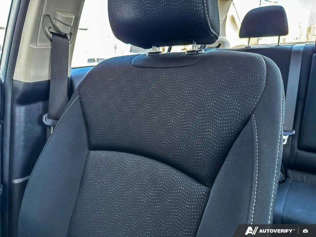 Subaru Legacy снимка Subaru Legacy
