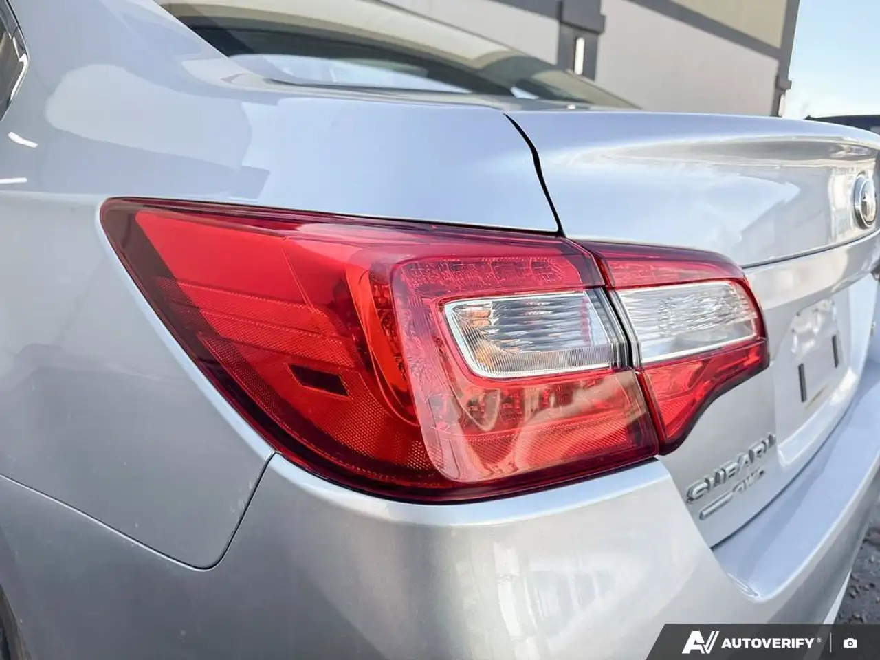 Subaru Legacy photo Subaru Legacy
