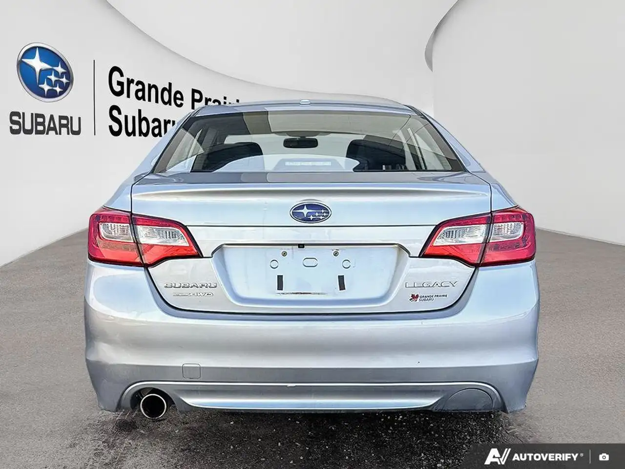 Subaru Legacy photo Subaru Legacy