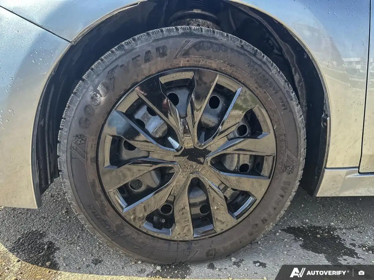 Subaru Legacy снимка Subaru Legacy