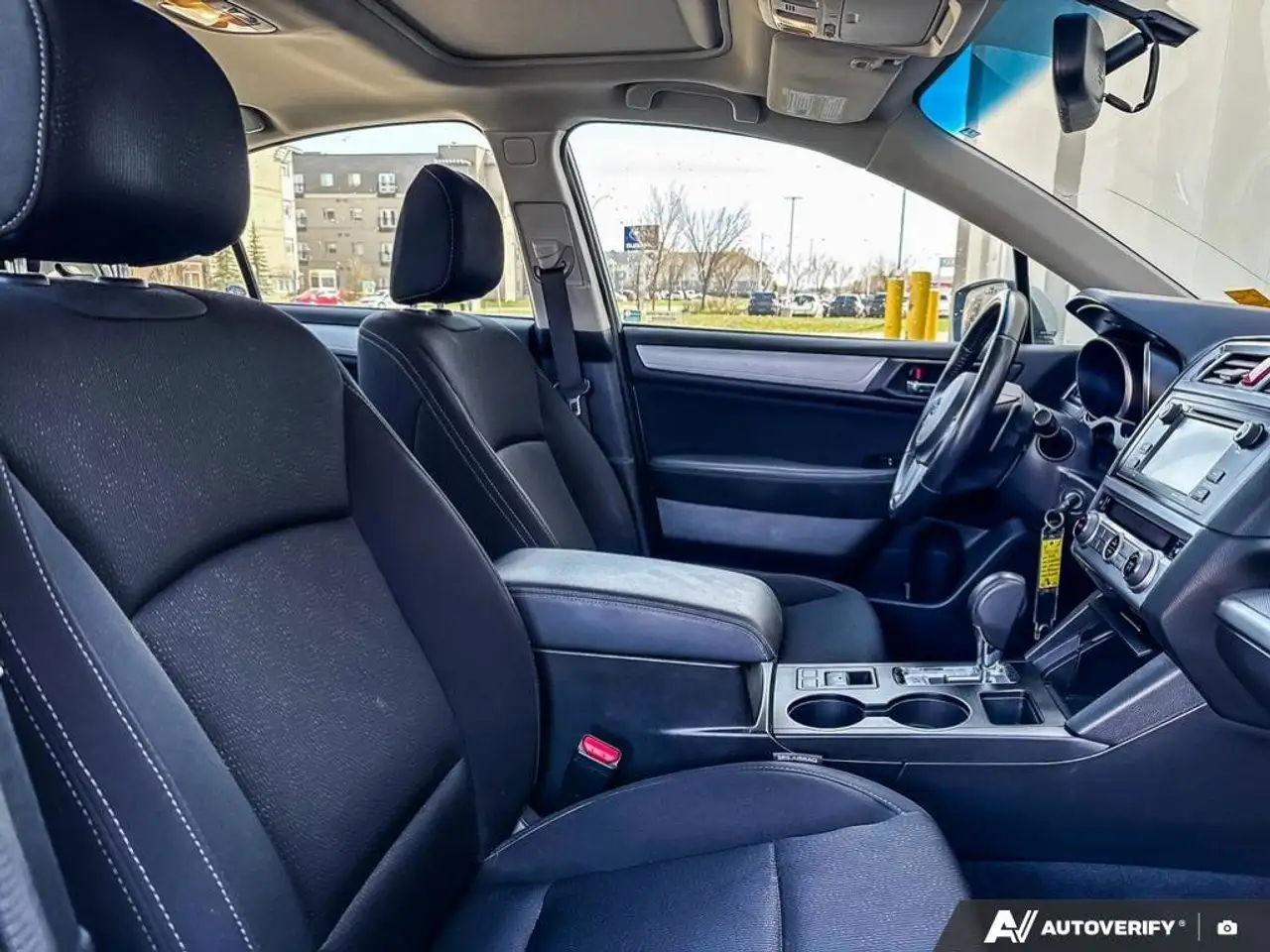 Subaru Legacy снимка Subaru Legacy