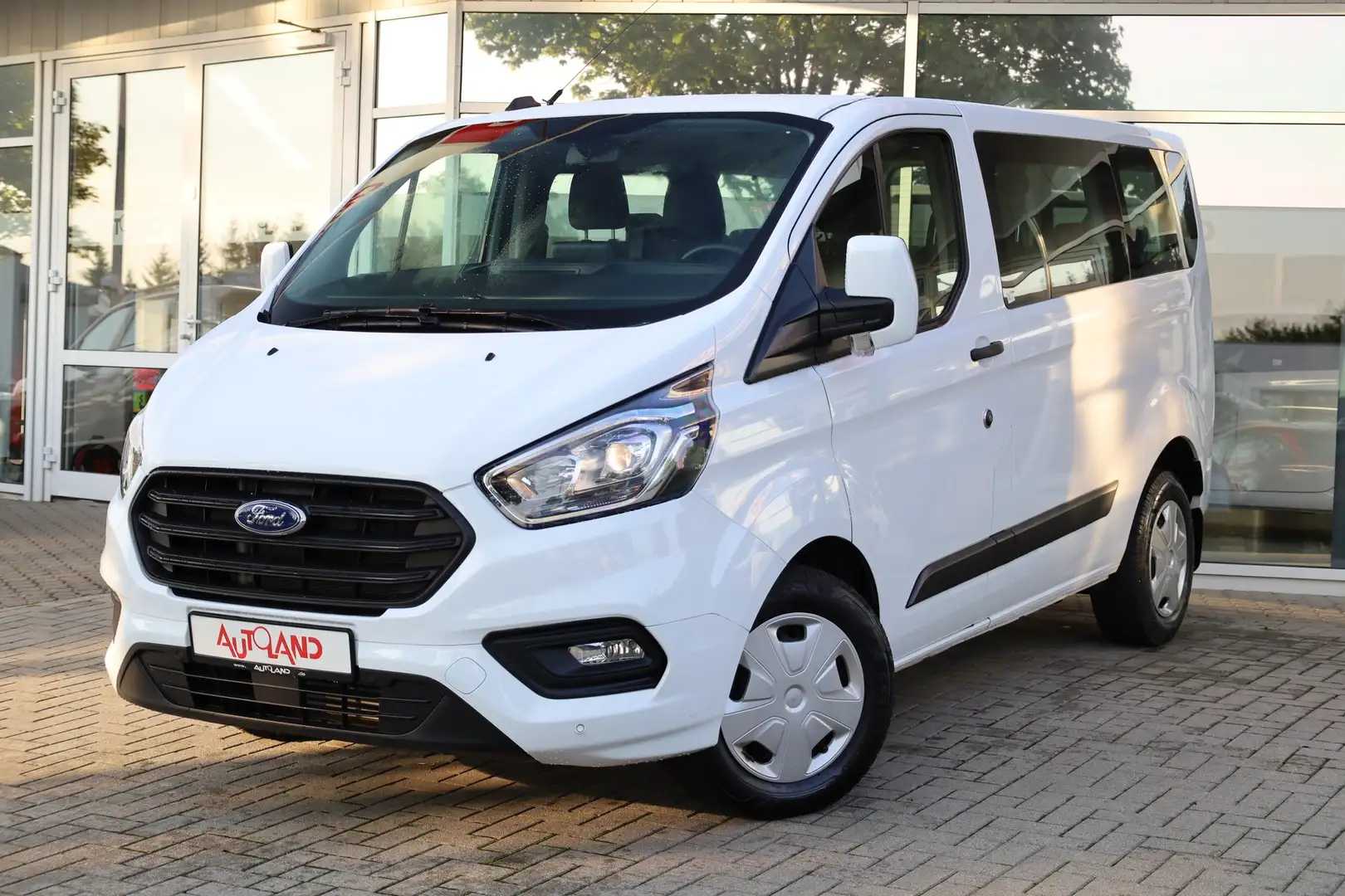 Ford Transit Custom L1 9-Sitzer Navi Sitzheizung PDC Blanc - 2