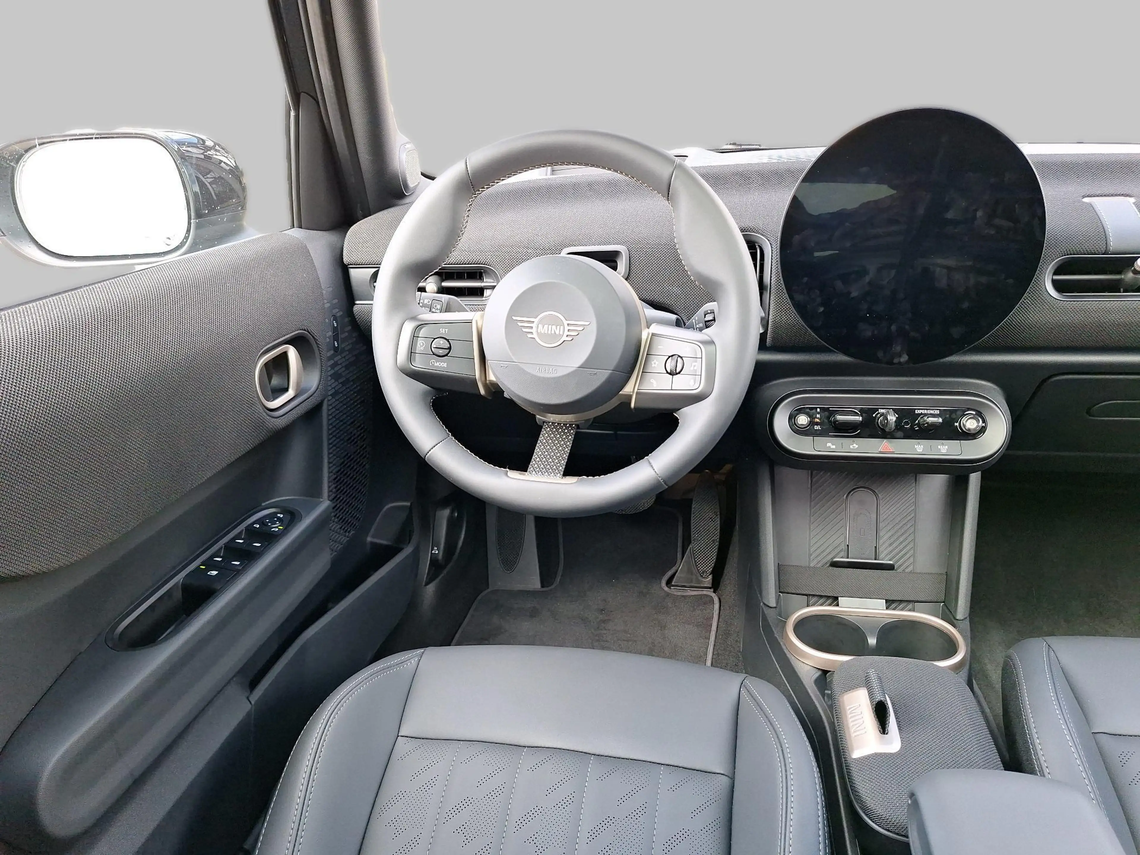 MINI Cooper C Favoured Trim — photo 11