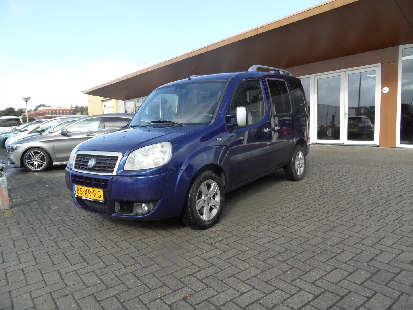 Fiat Doblo 1.4 Malibu Blauw - 1
