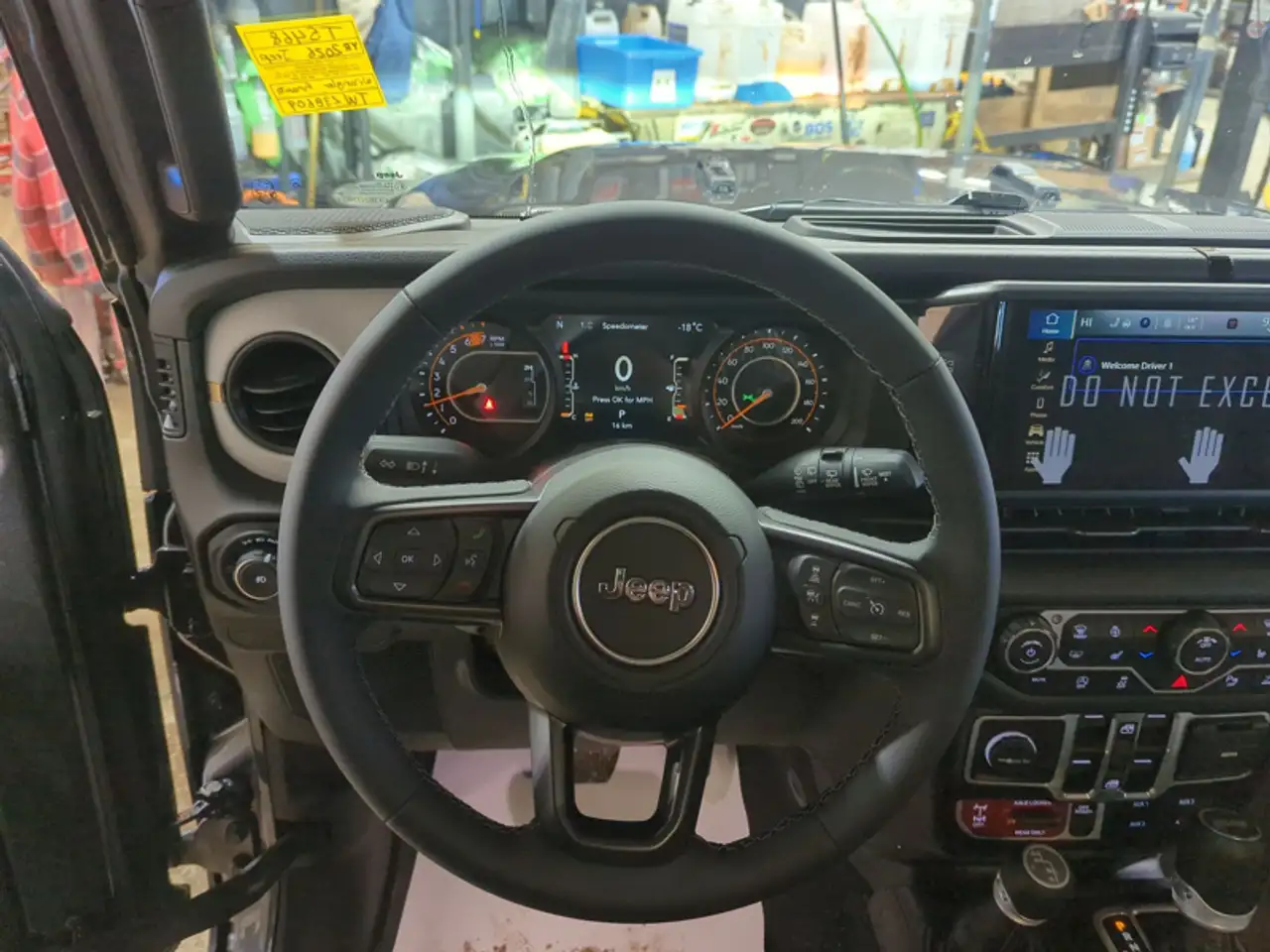 Jeep Wrangler снимка Jeep Wrangler