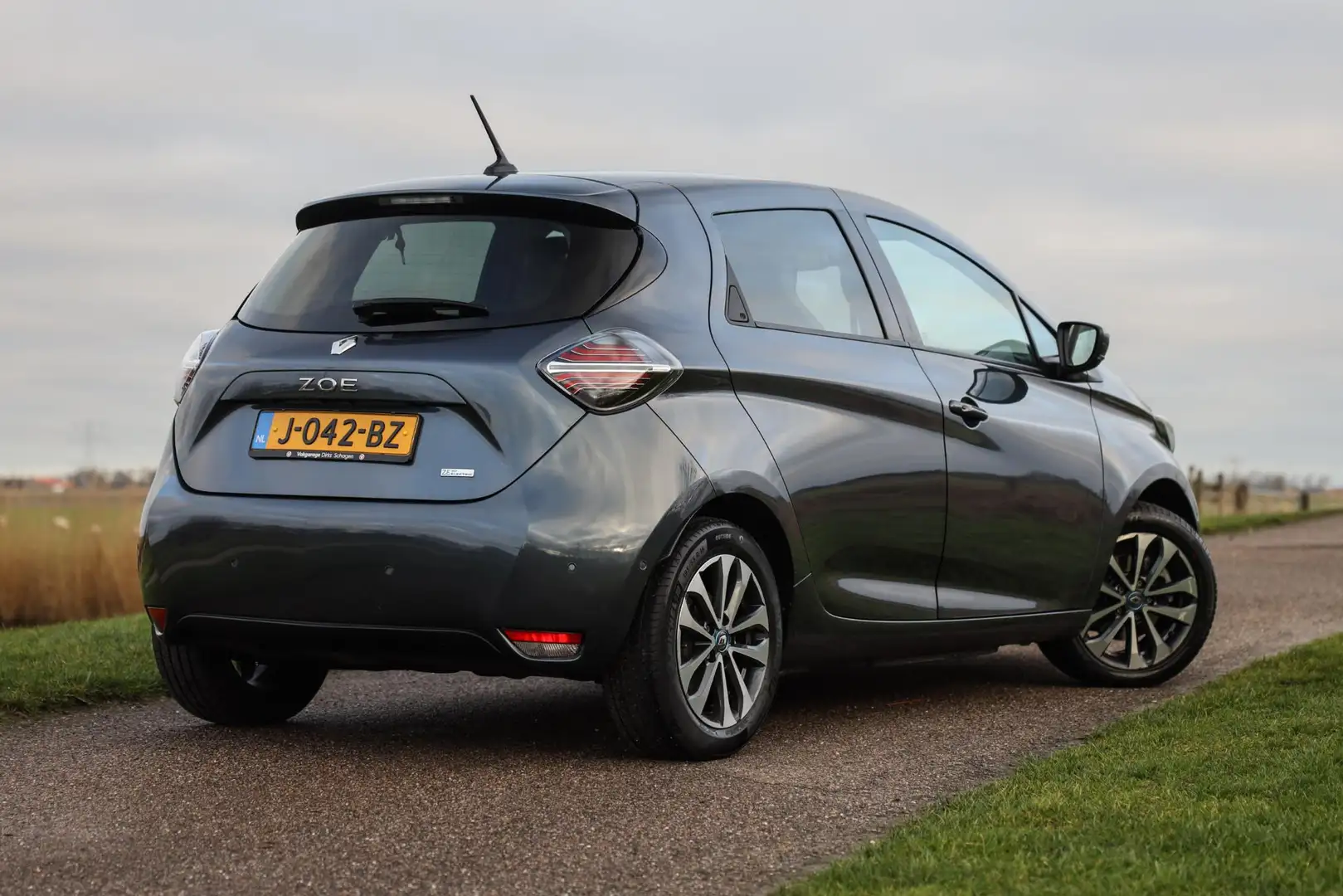 Renault ZOE R135 Intens 52 kWh Koopaccu ✅ SOH 93% ✅ Warmtepomp Grau - 2