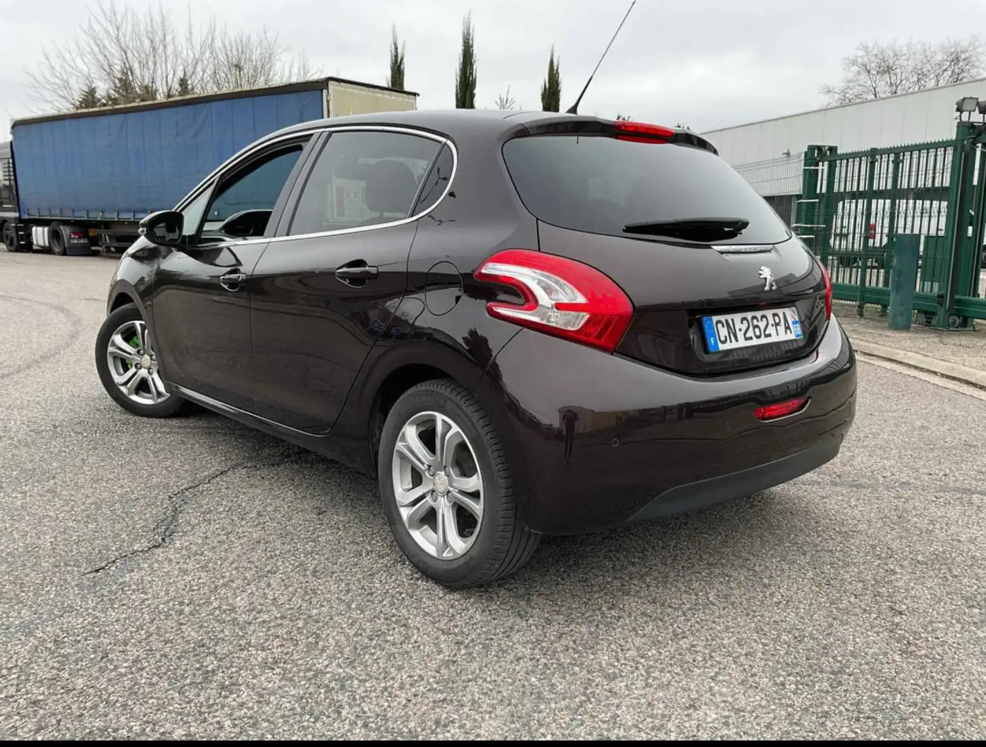 Peugeot 208 1.6 VTi 82ch Brun - 2