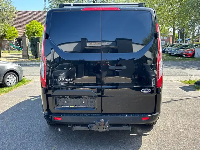 Ford Transit Custom view 5