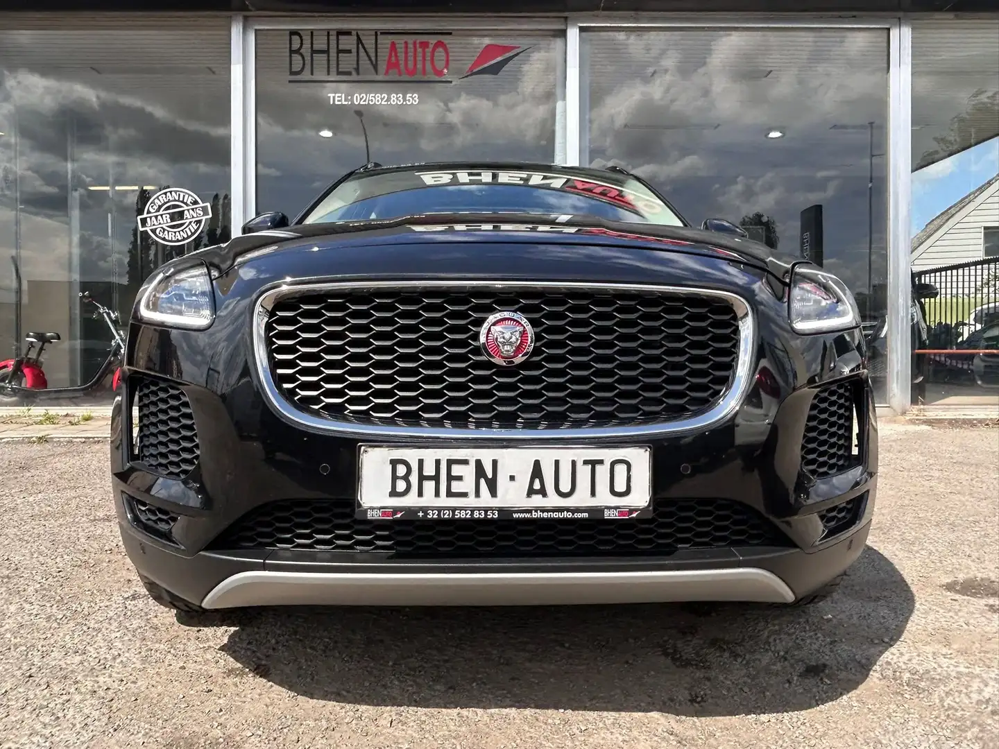Jaguar E-Pace 2.0 D/CAMERA/NAVI/AIRCO/CARPLAY/GARANTIE 12 MOIS Zwart - 2