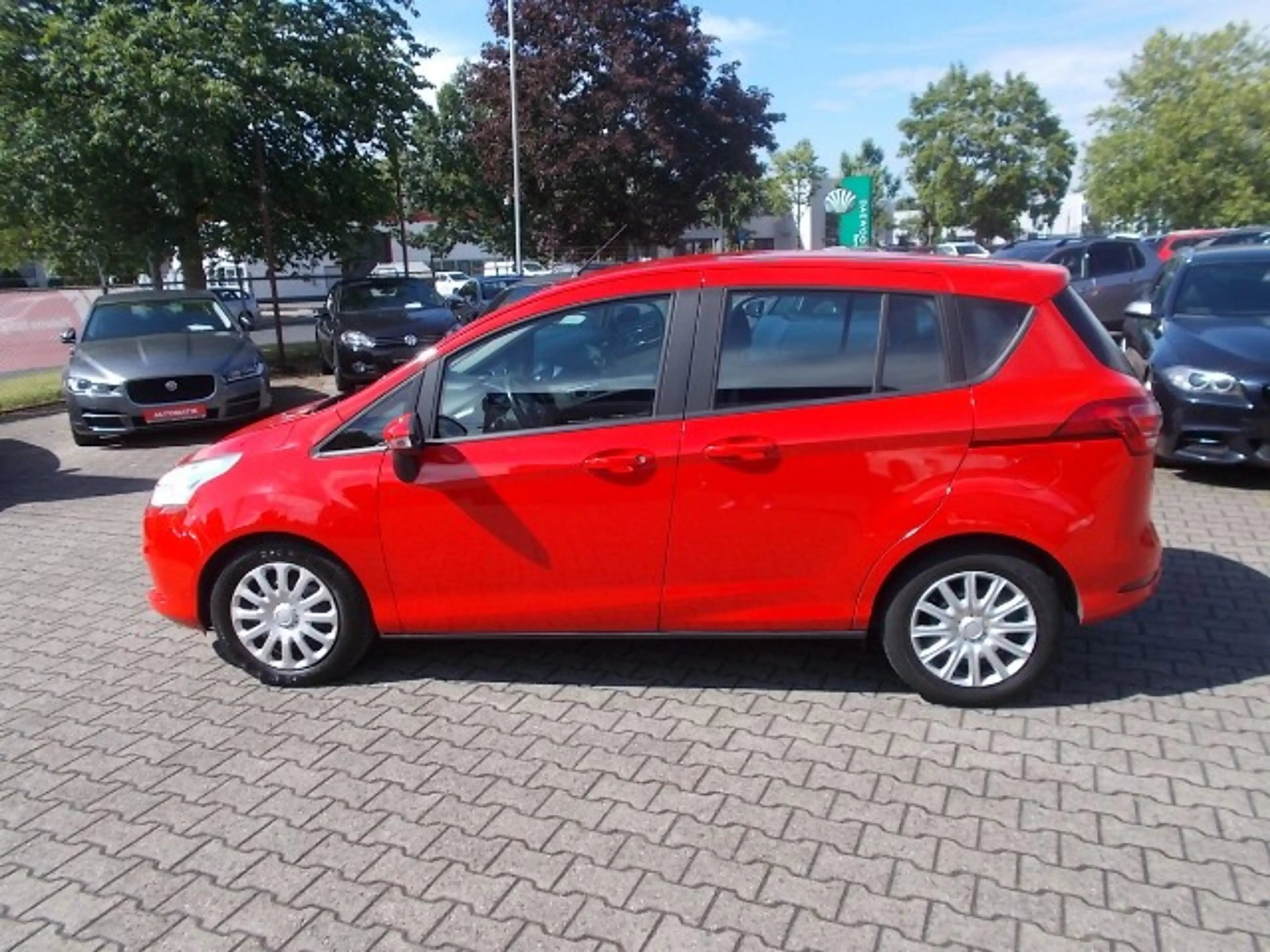 Ford B-Max Trend, Klima, Parksensoren, Radio CD, USB — photo 8