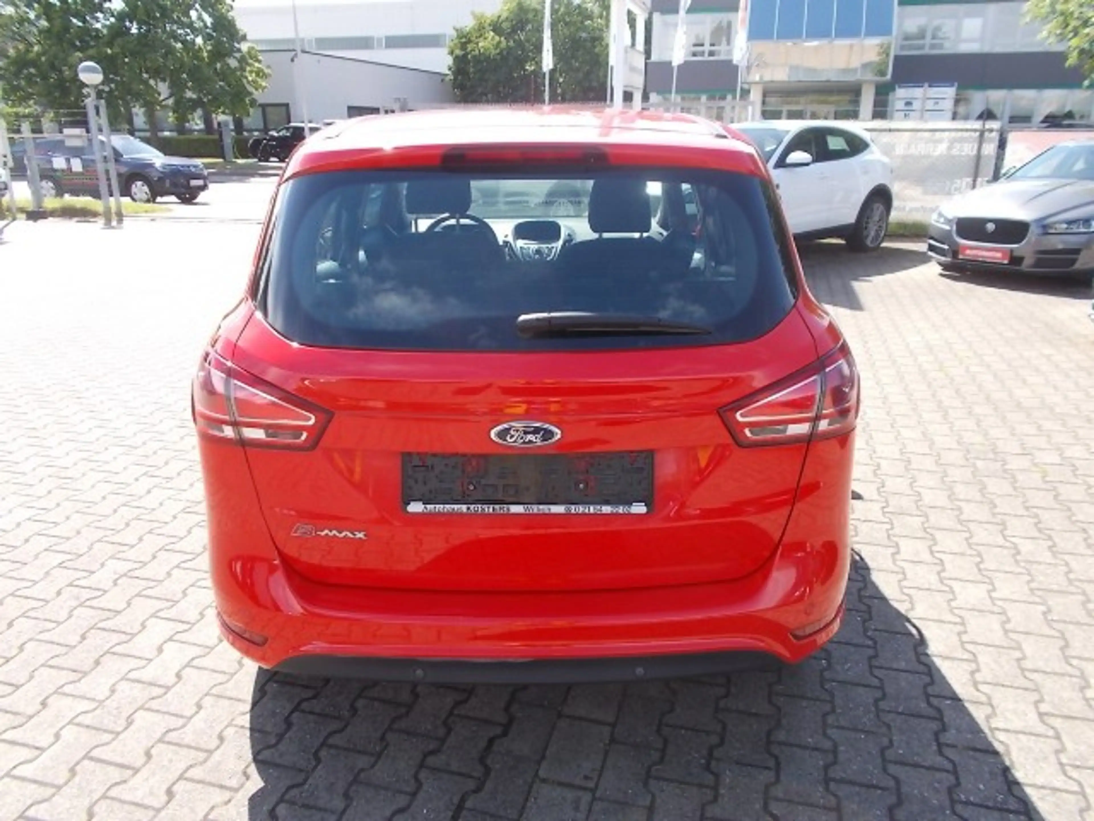 Ford B-Max Trend, Klima, Parksensoren, Radio CD, USB — photo 6