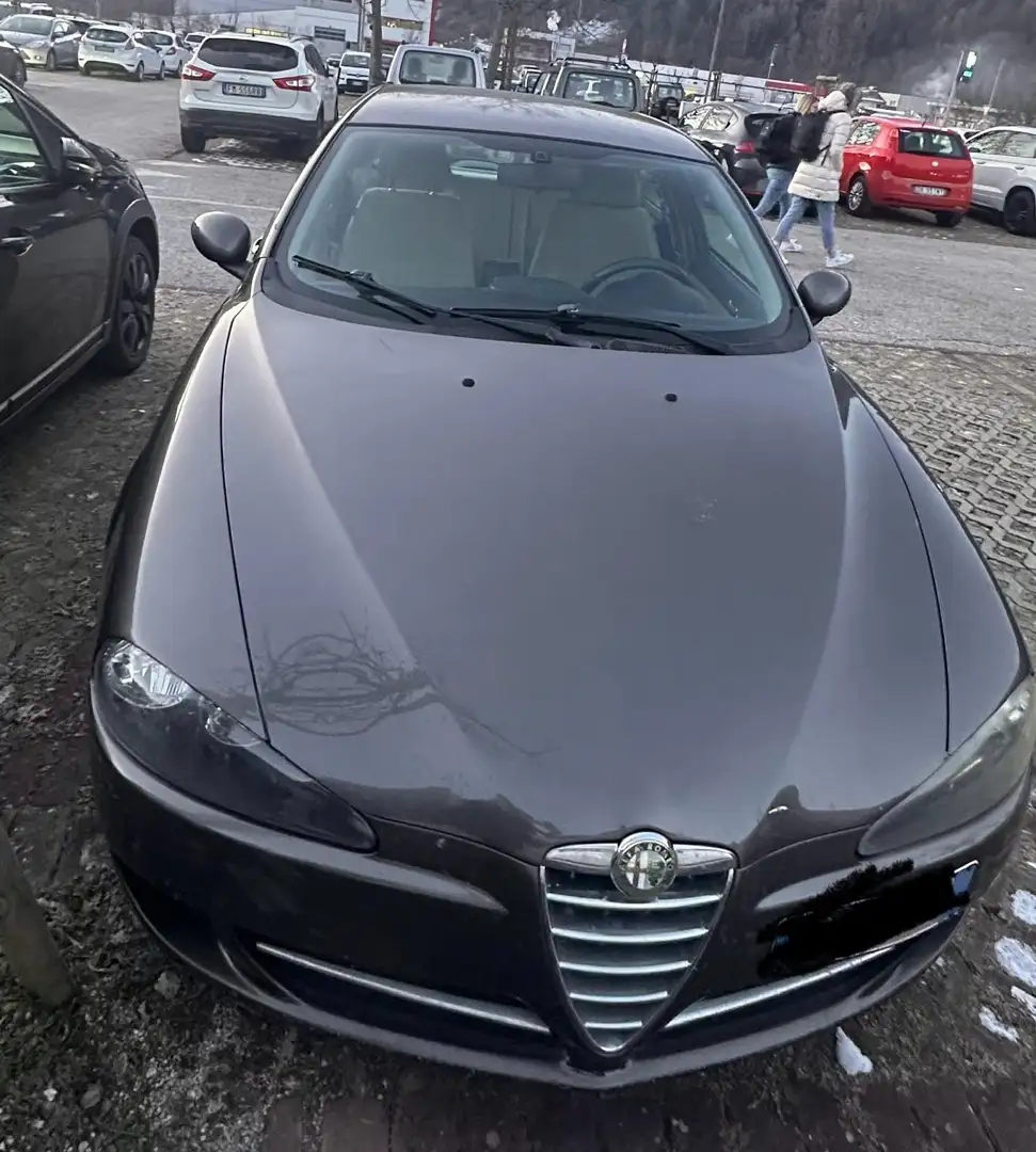 Alfa Romeo 147 1.9JTD Distinctive 150 - 2