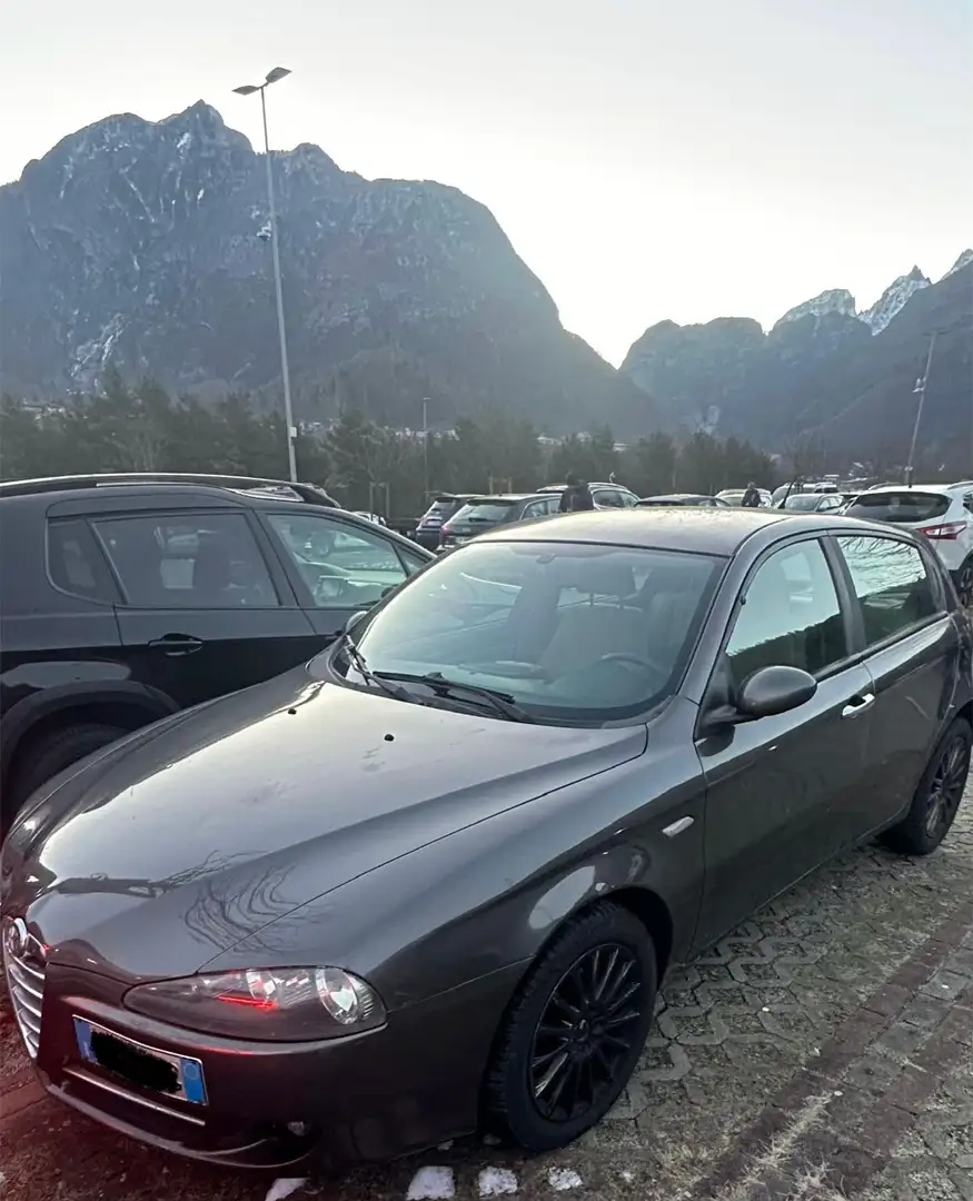 Alfa Romeo 147 1.9JTD Distinctive 150 - 1