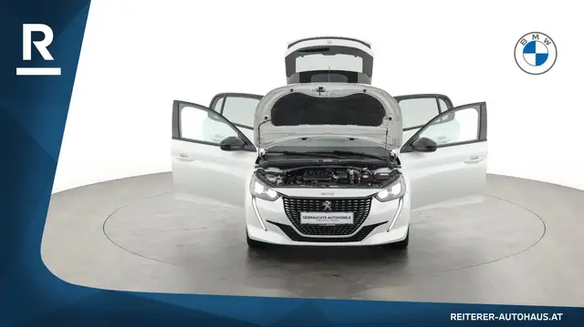 Peugeot 208 view 8