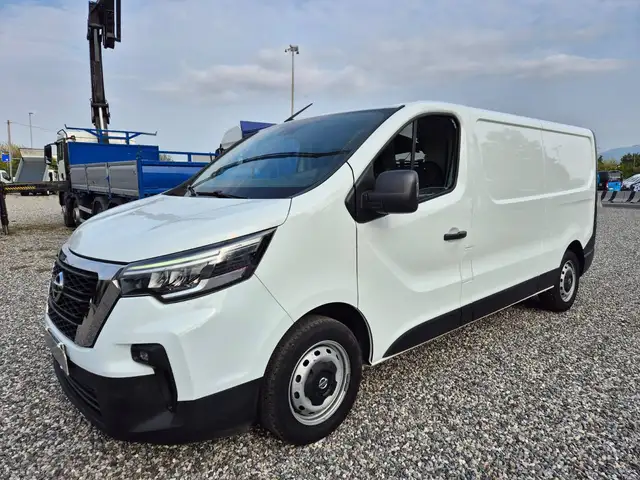 Nissan Primastar FURGONE 3 POSTI PASSO LUNGO