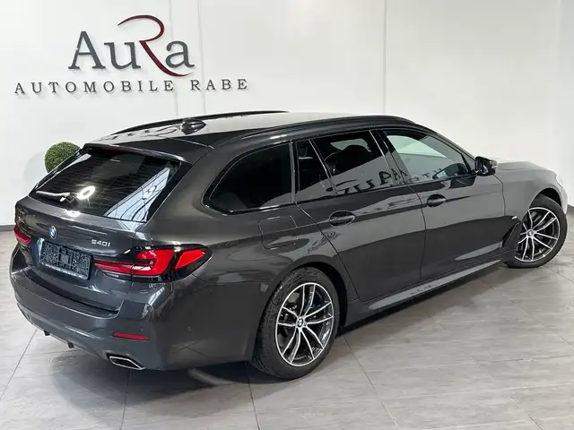 BMW 5 Series view 5