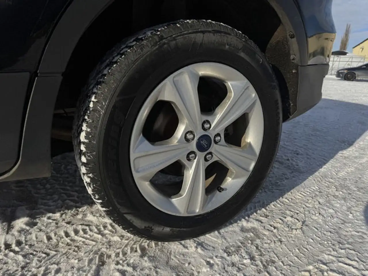 Ford Escape снимка Ford Escape