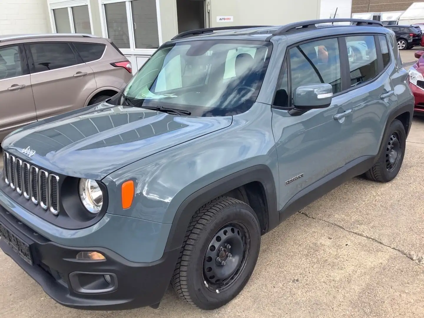 Jeep Renegade Longitude FWD Grau - 2