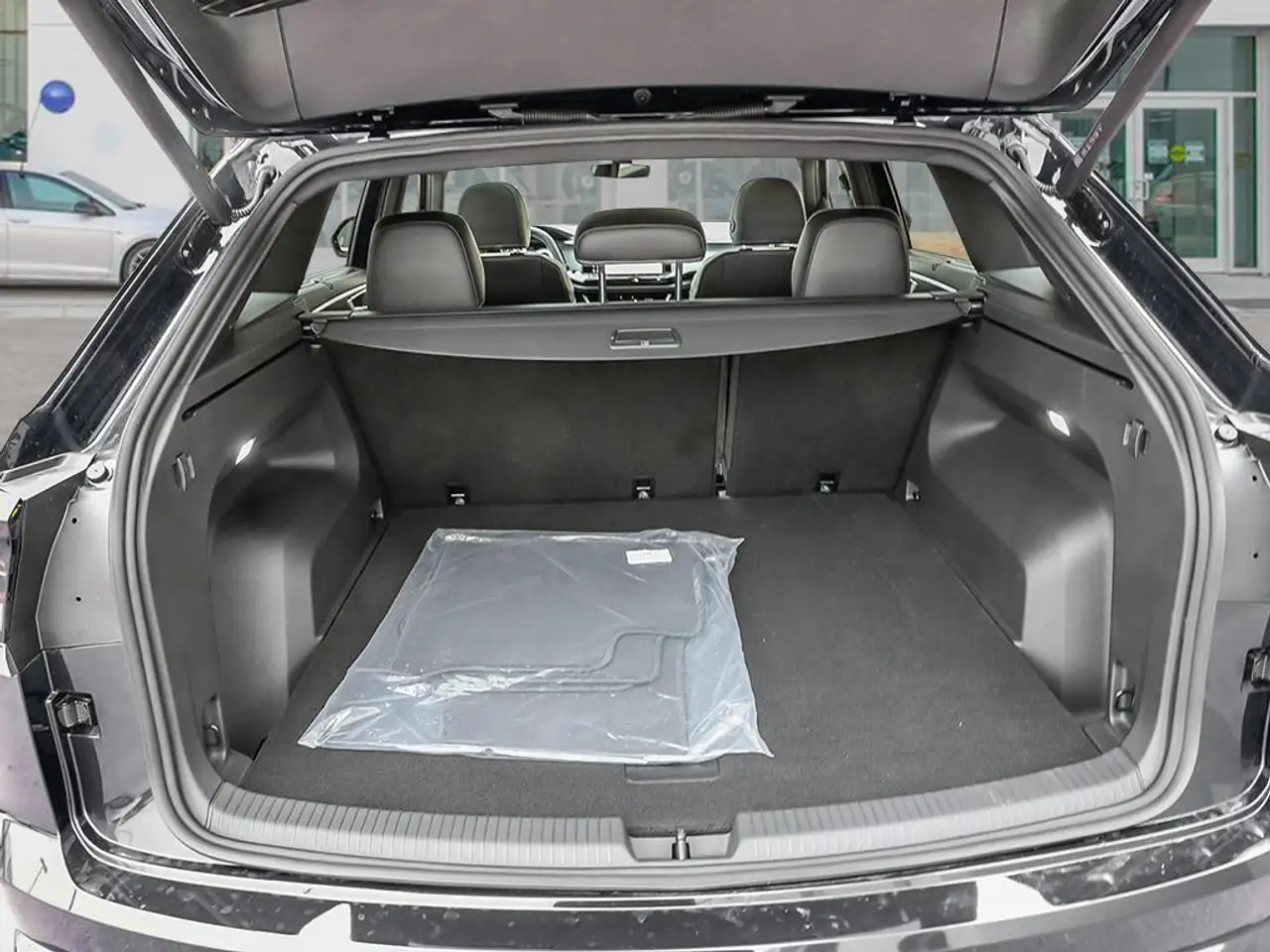 Volkswagen Atlas снимка Volkswagen Atlas