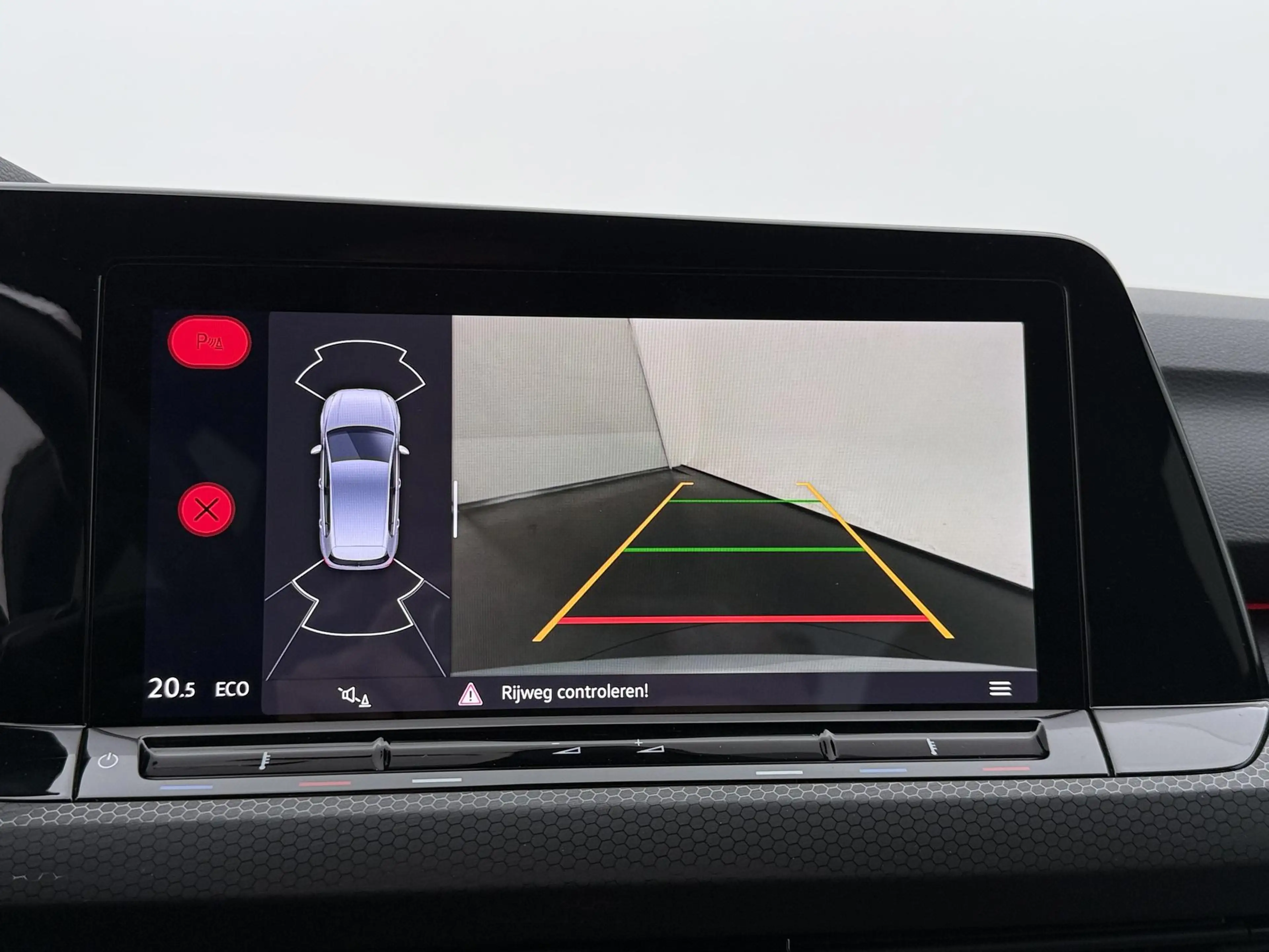 Volkswagen Golf GTE 1.4 eHybrid | Navigatie | Camera | 18" | Black Sty — photo 10
